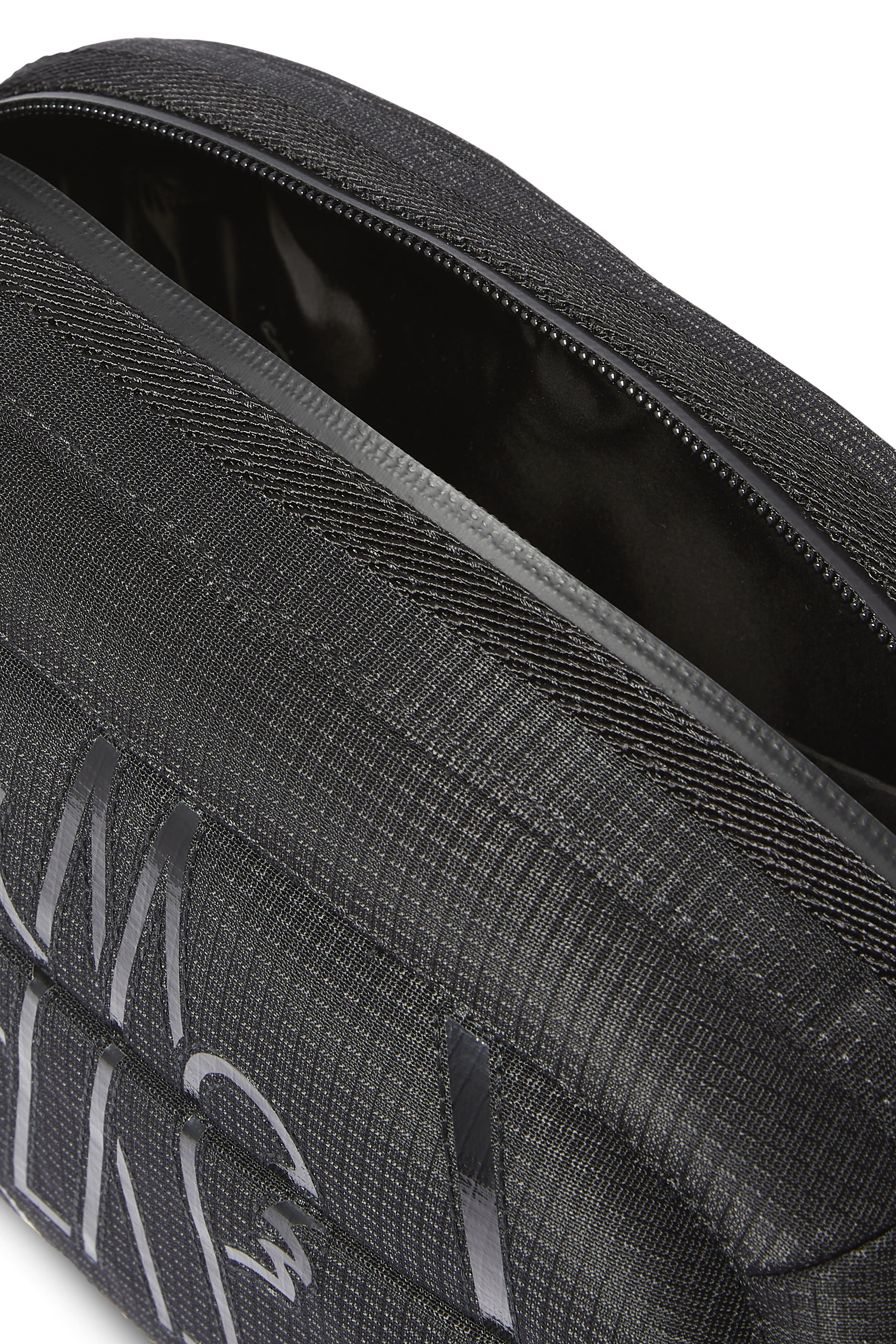 حقيبة كروس بودي