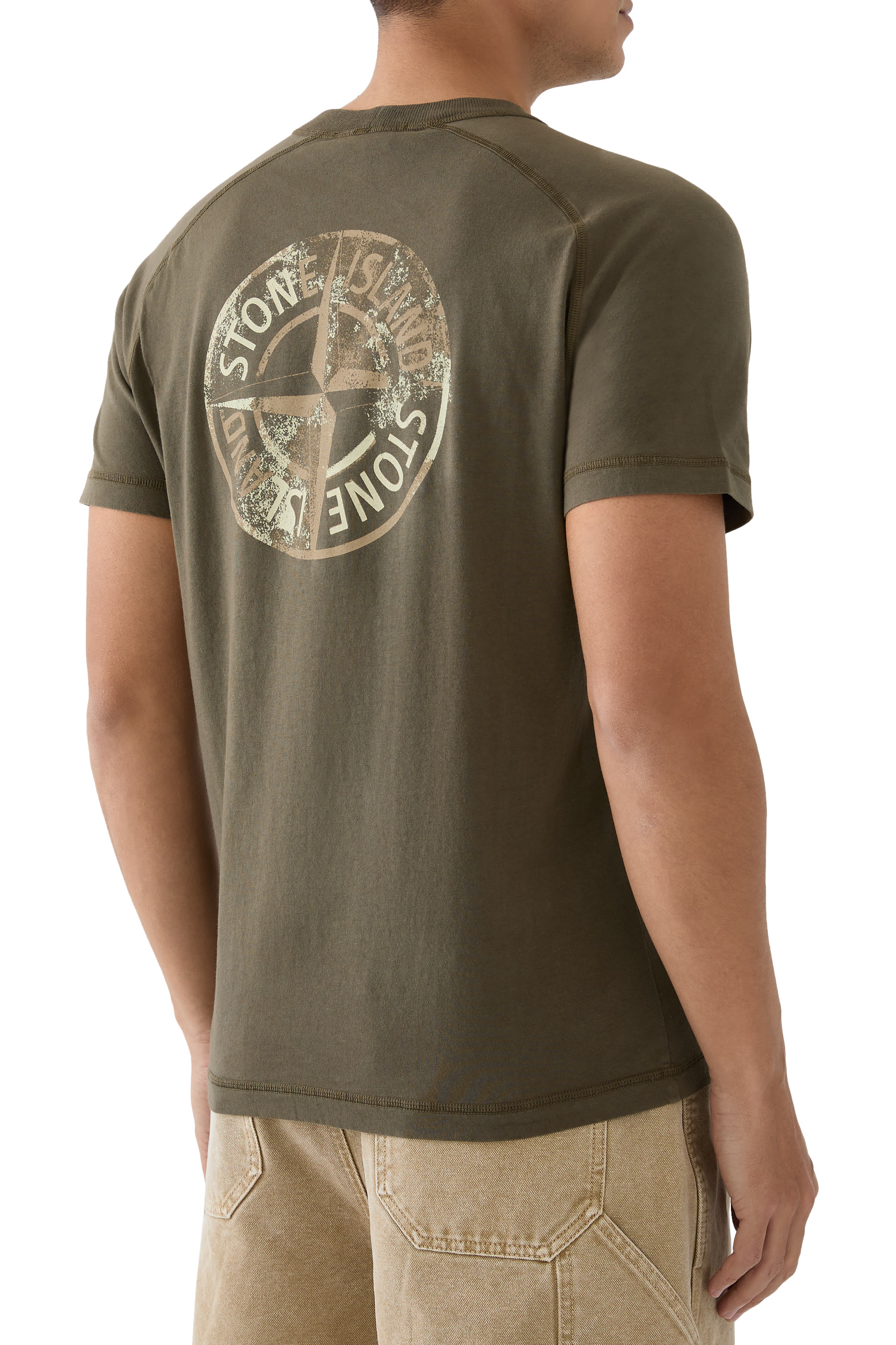 تيشيرت بشعار الماركة