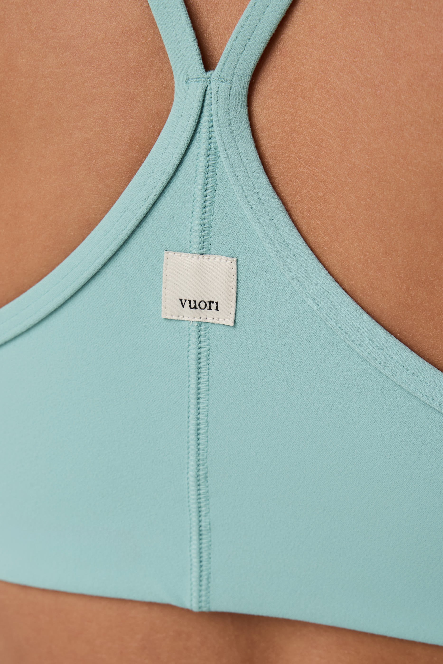 حمالة صدر  أول ذا فيلز