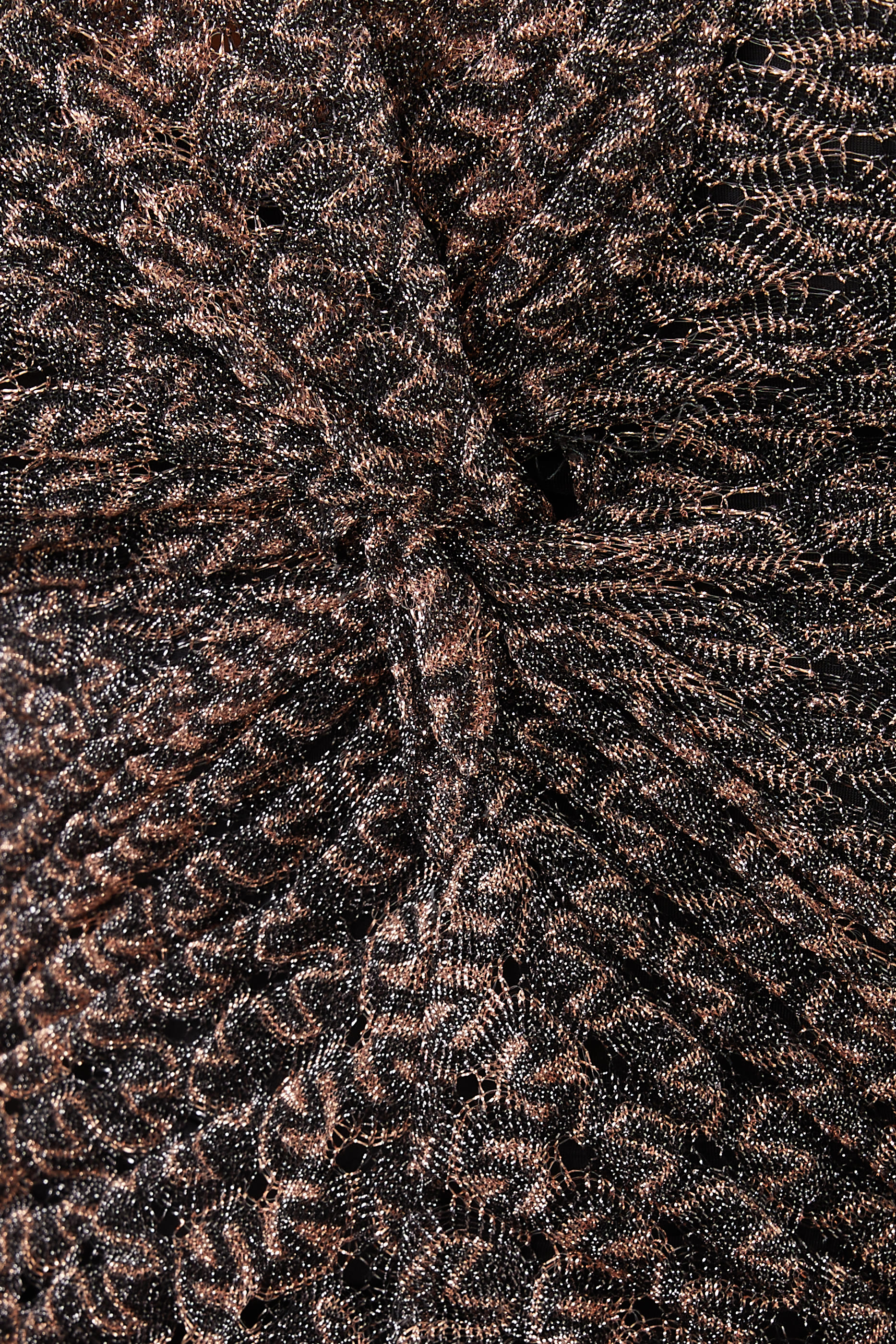 فستان لامي طويل دانتيل بياقة تورشون