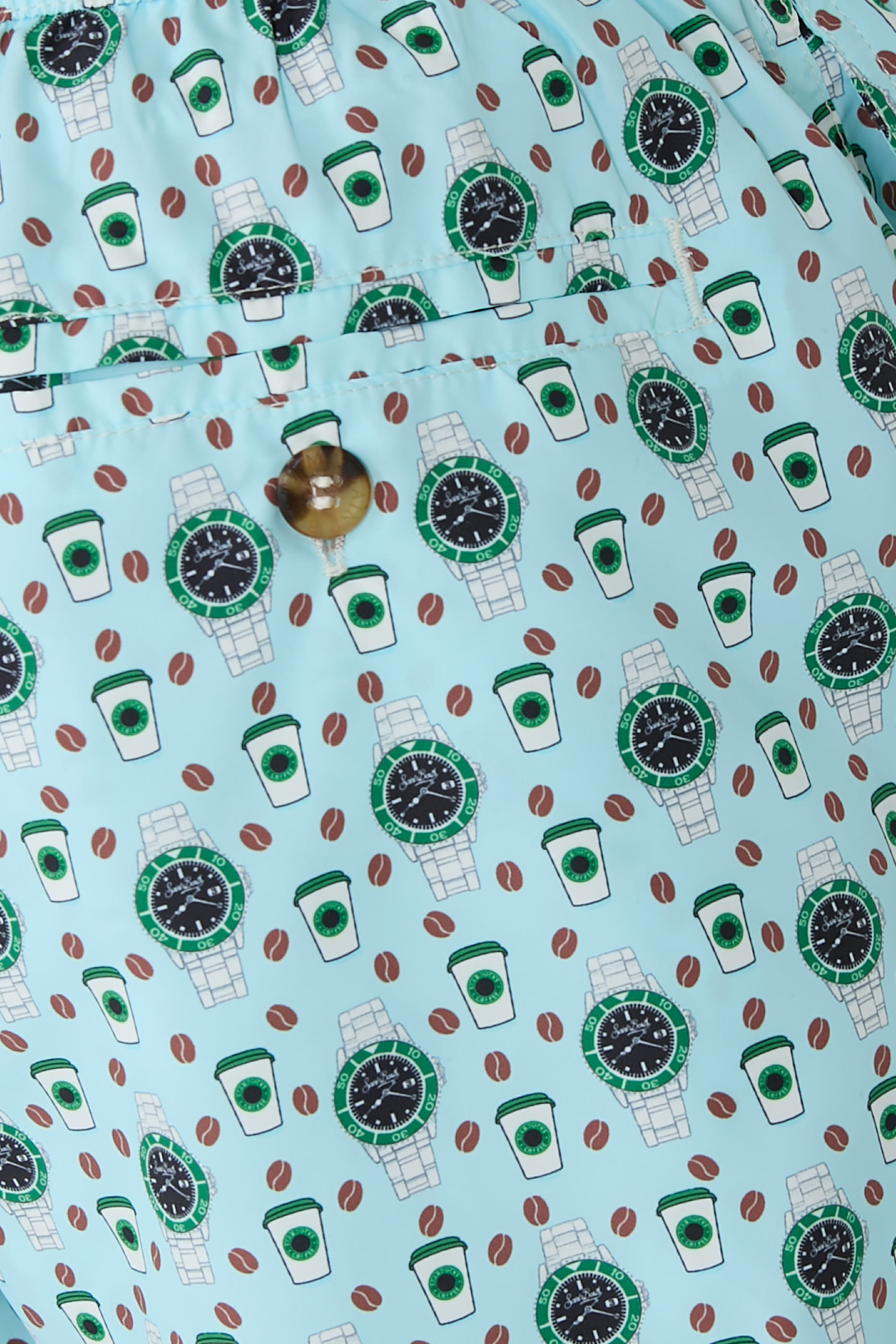 شورت سباحة لايتنج بنقشات فانتاسي دقيقة بتصميم ساعة وستاربكس