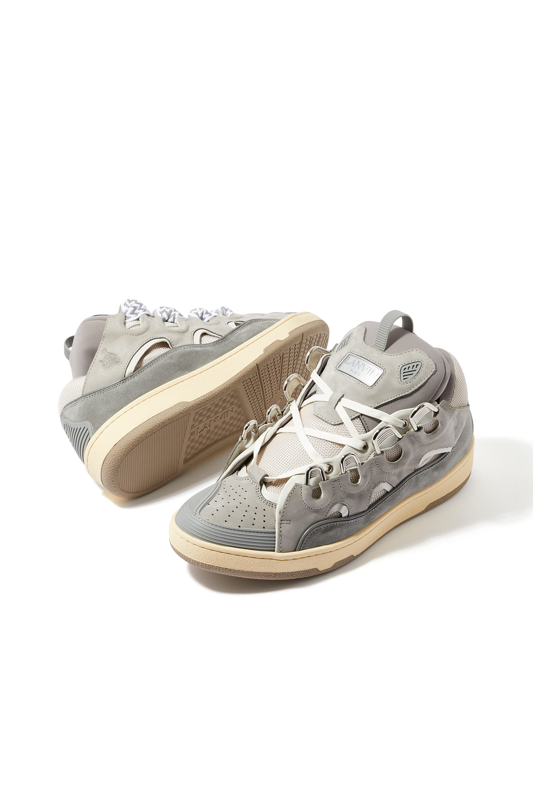 سنيكرز كيرب بكاحل منخفض جلد