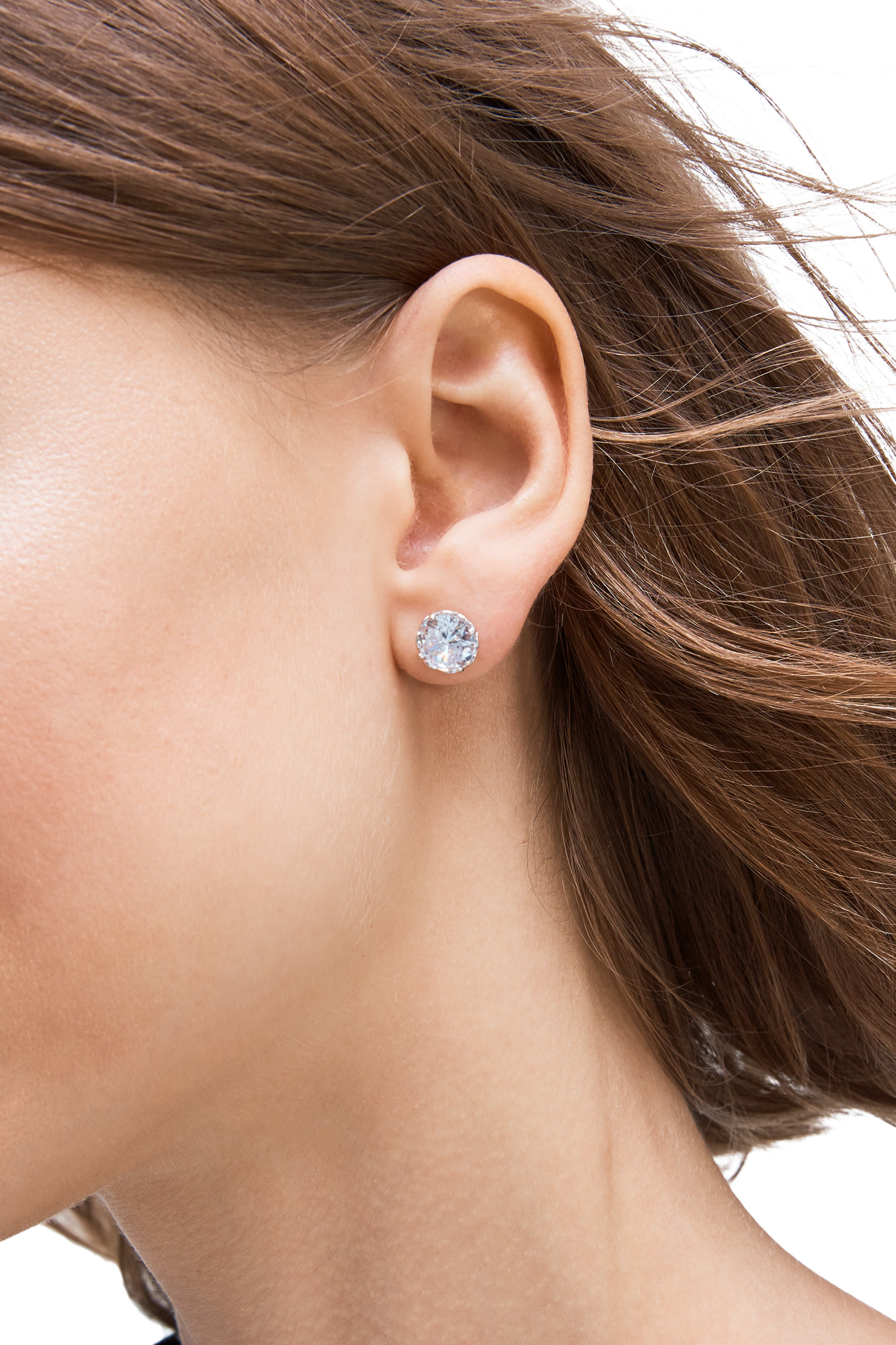 أقراط ذات سباركل دائرية