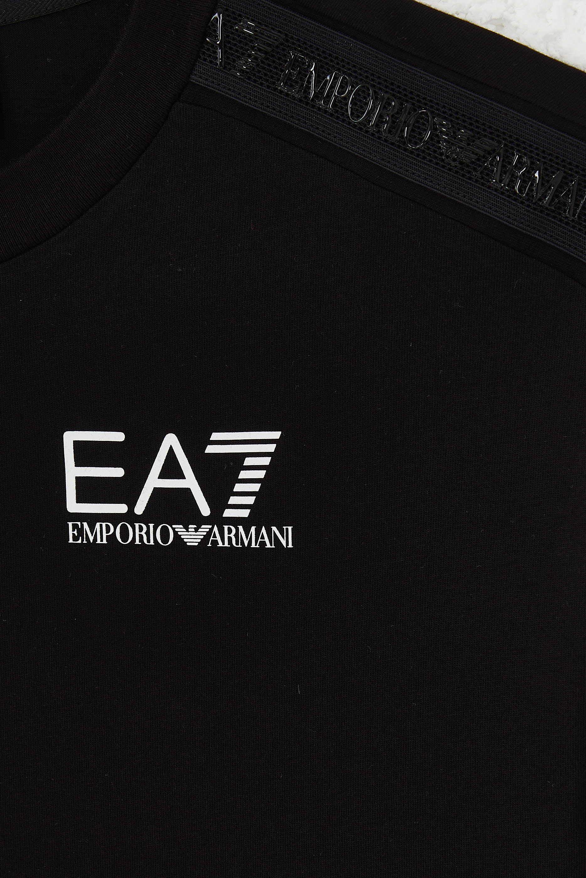 تيشيرت للأطفال بشريط شعار الماركة