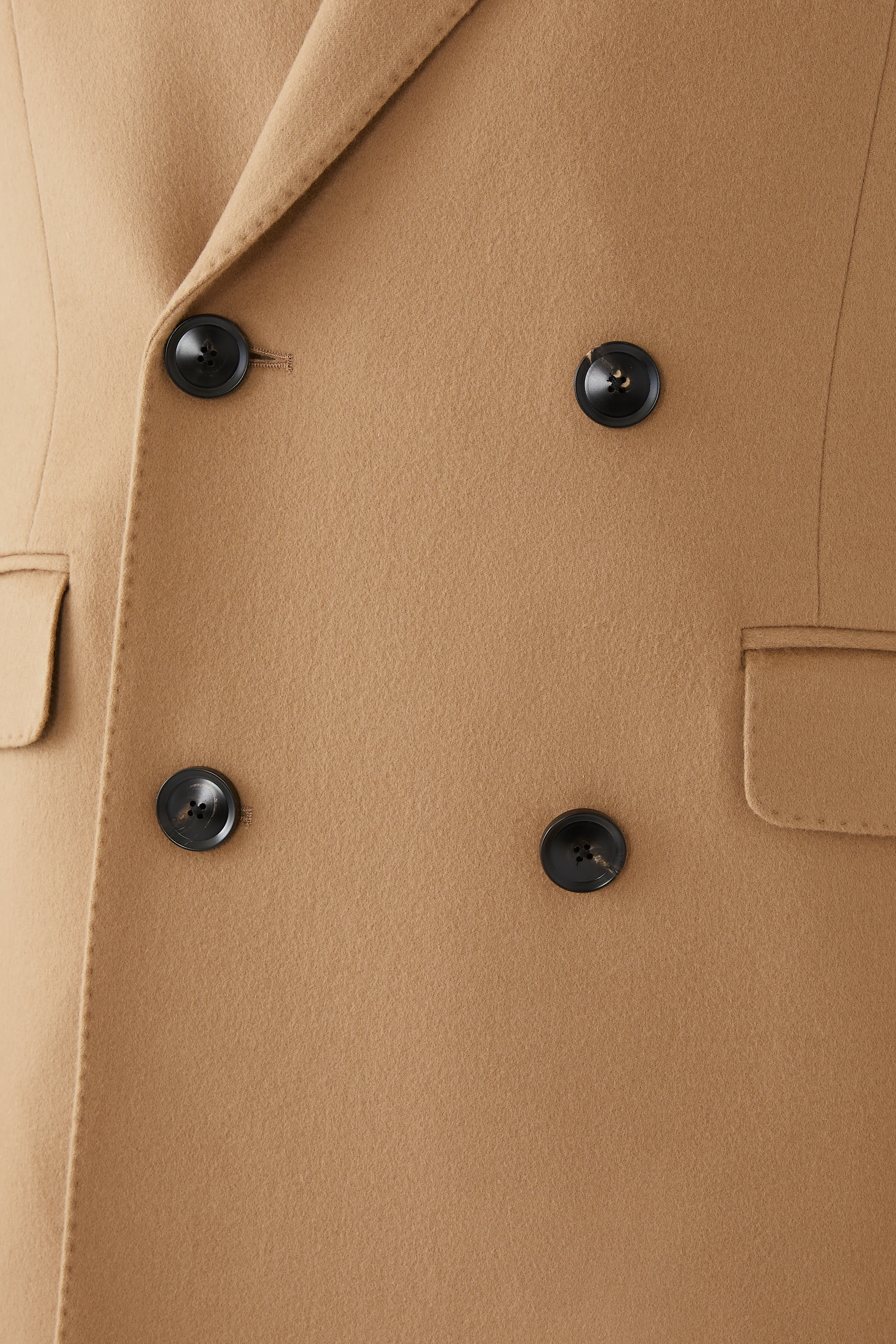 معطف بصفي أزرار