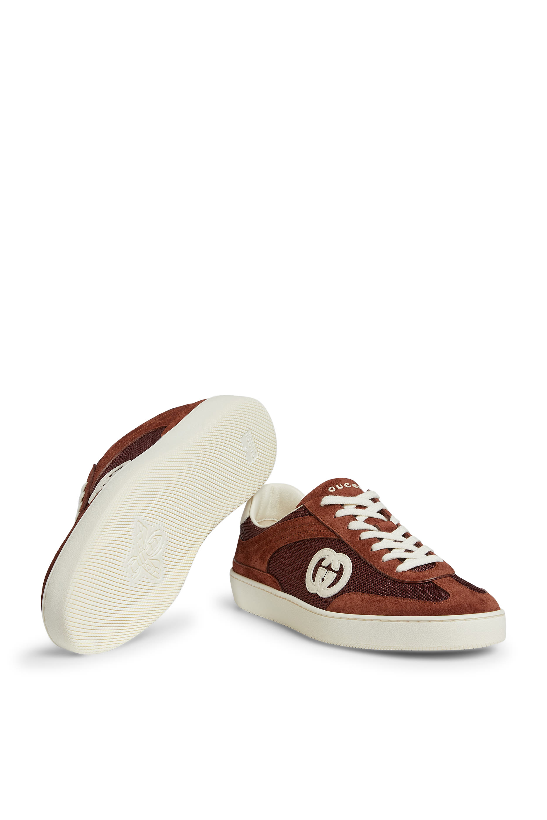 سنيكرز شبكي بشعار حرفي الماركة متداخل