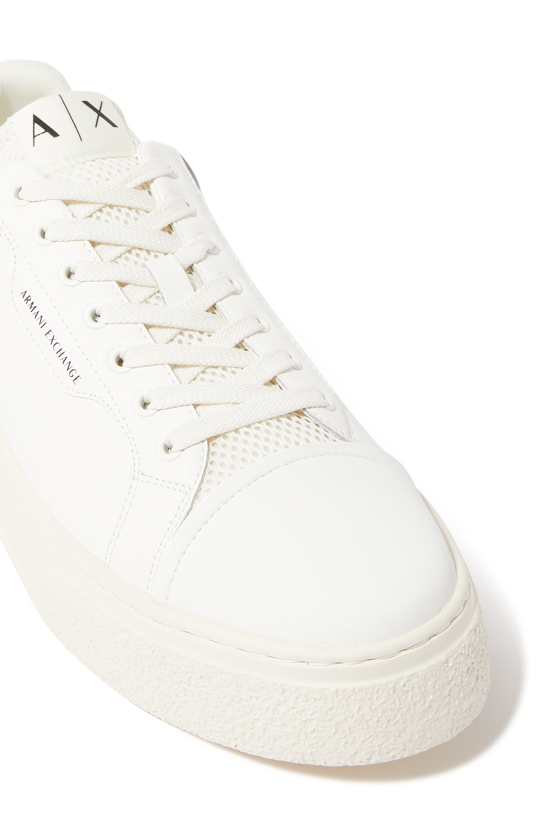 سنيكرز ليون بشعار الماركة