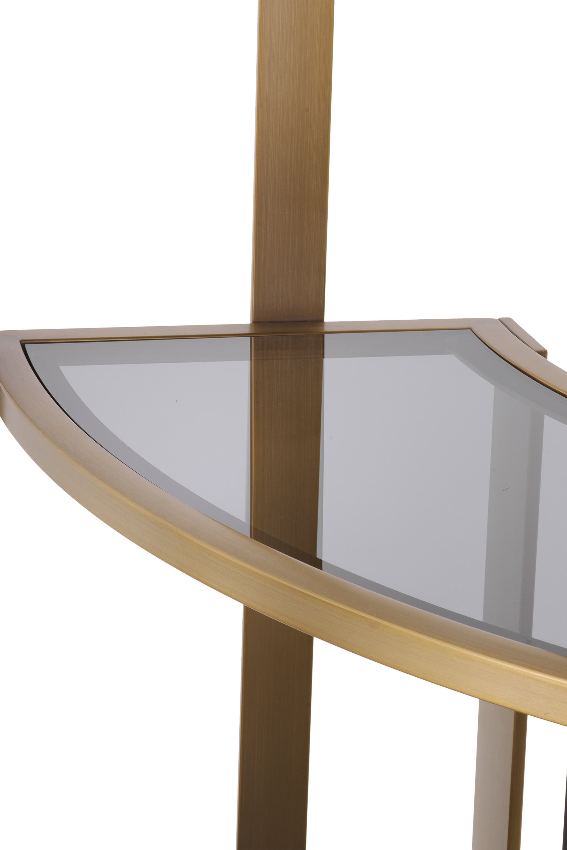 خزانة كليو كورنر