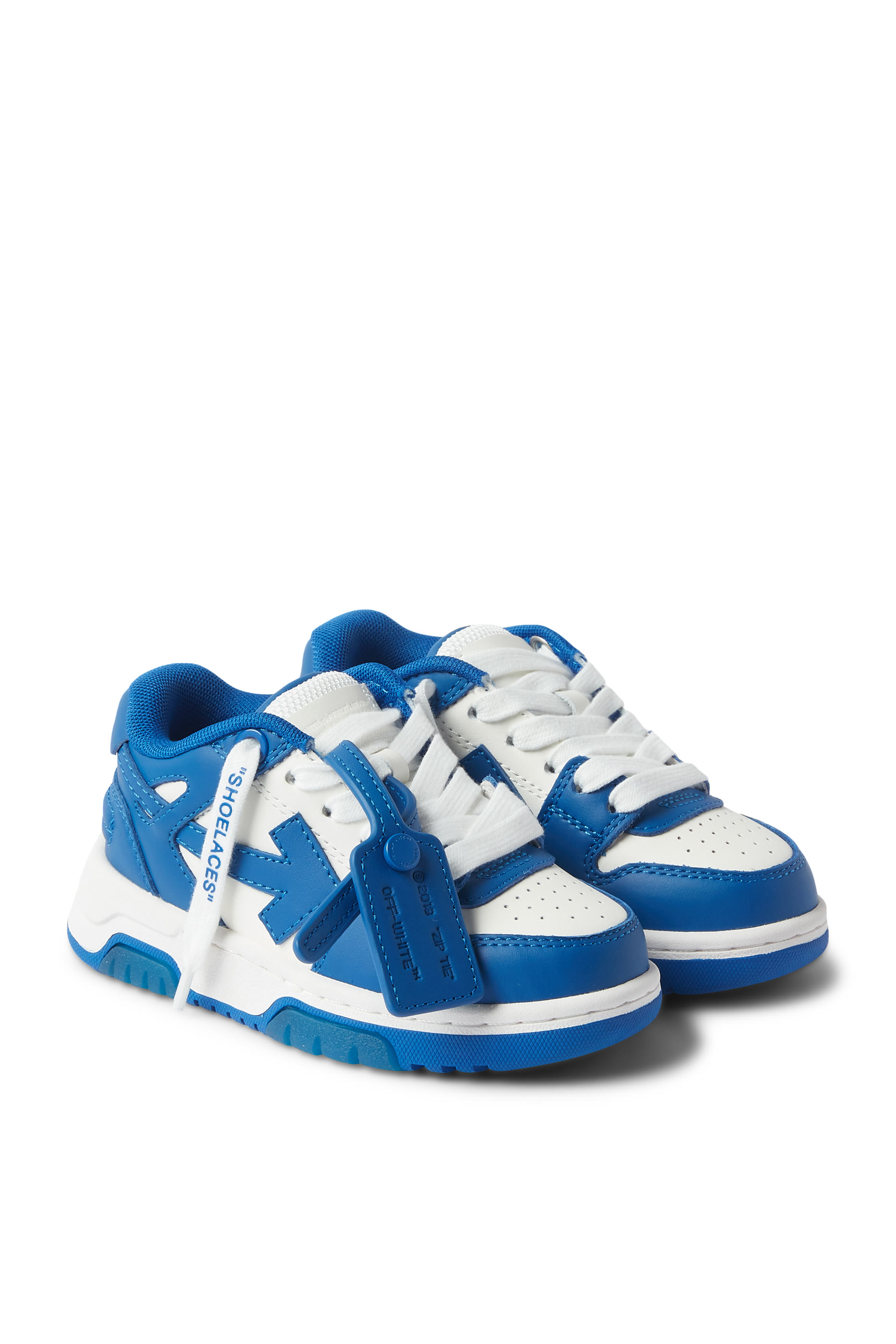 سنيكرز اوت اوف اوفيس للأطفال