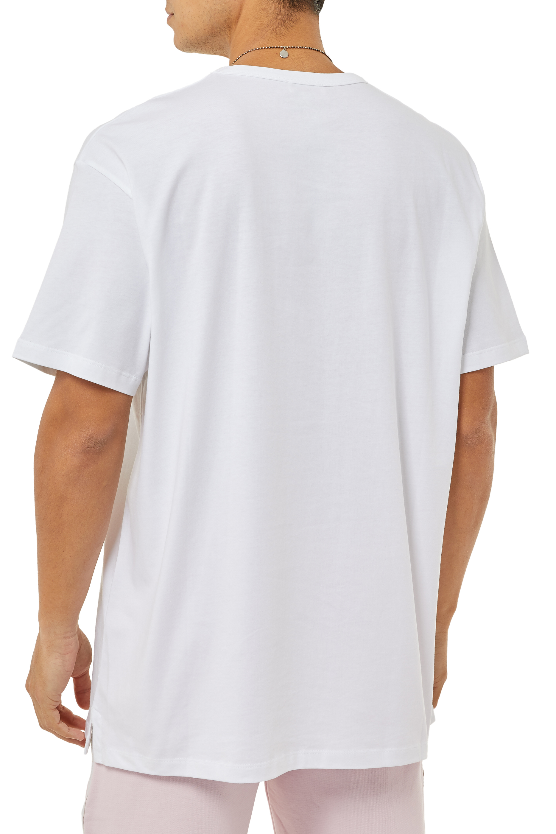 تيشيرت بطبعة جمجمة ملونة