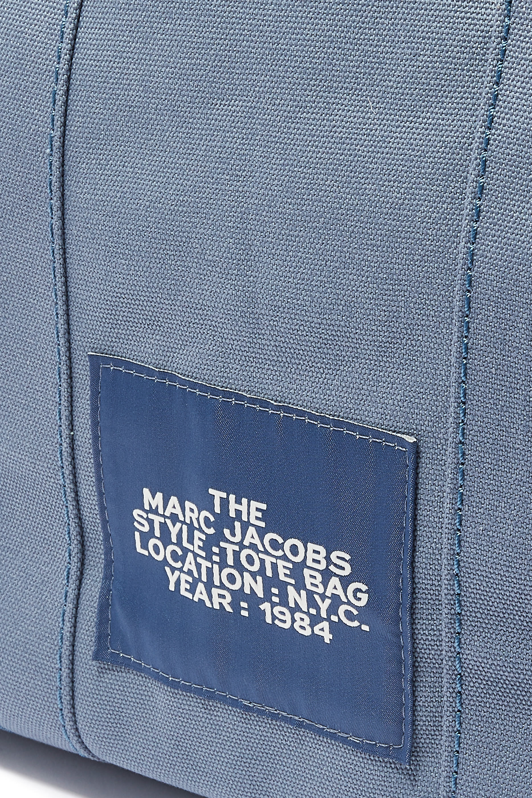 حقيبة يد صغيرة