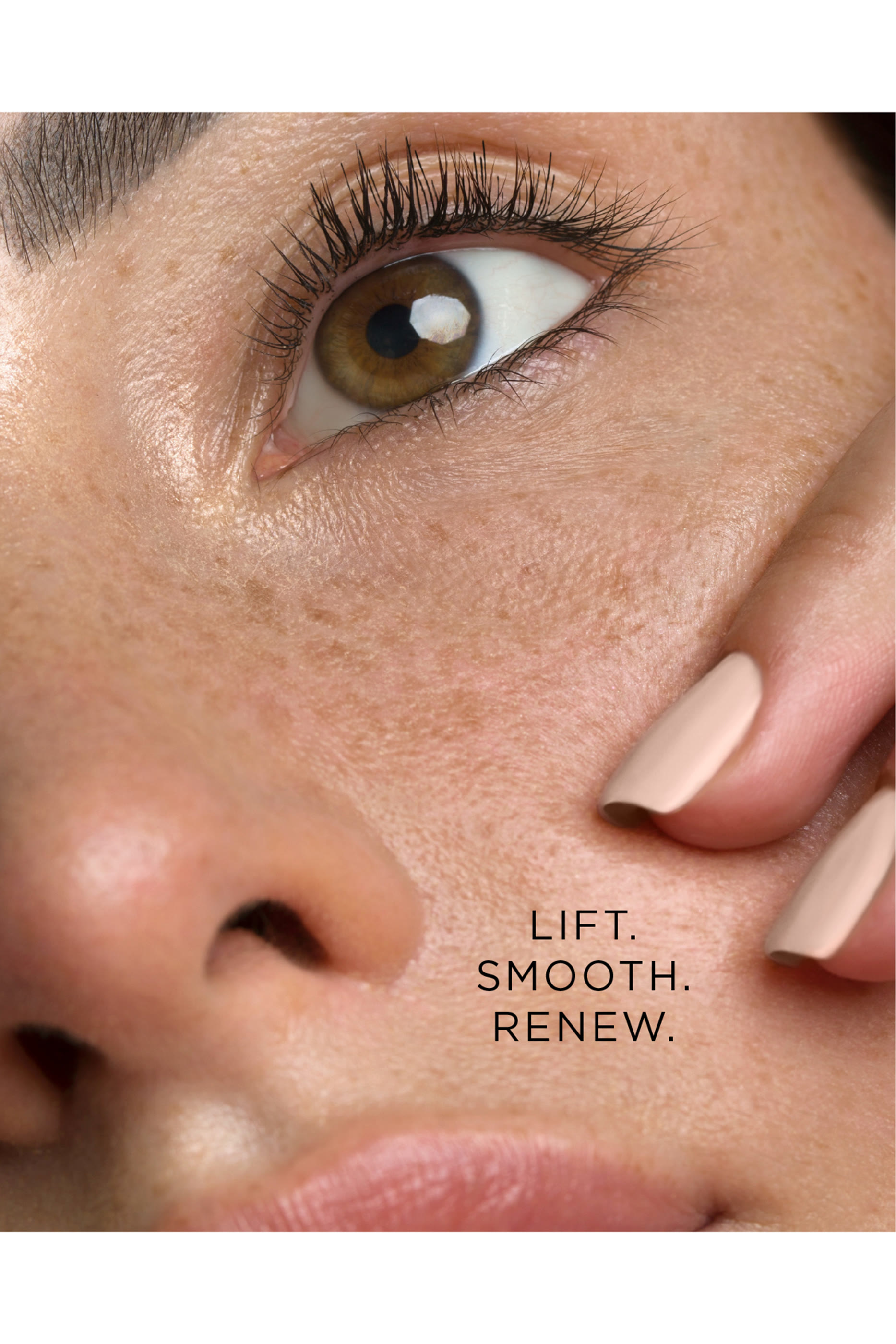 عبوة إعادة ملء كريم أبسولوت لإستعادة حيوية البشرة المحيطة بالعين