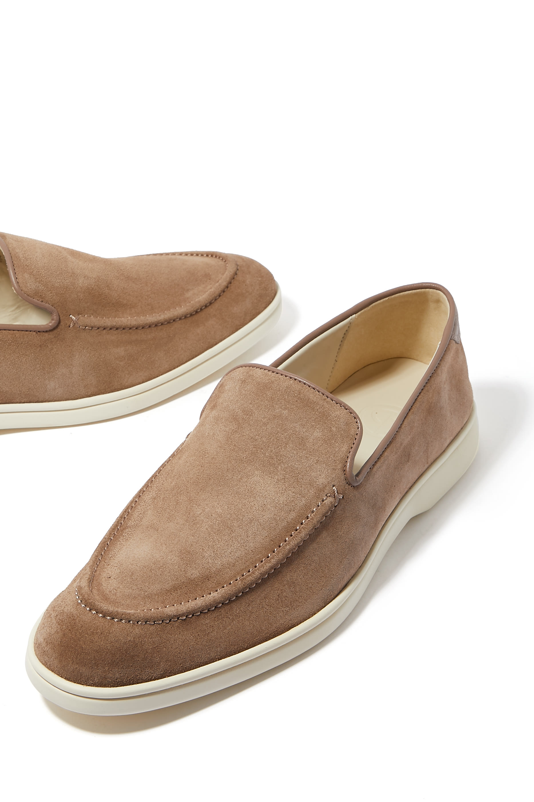 حذاء ديبونير سهل الإرتداء شمواه