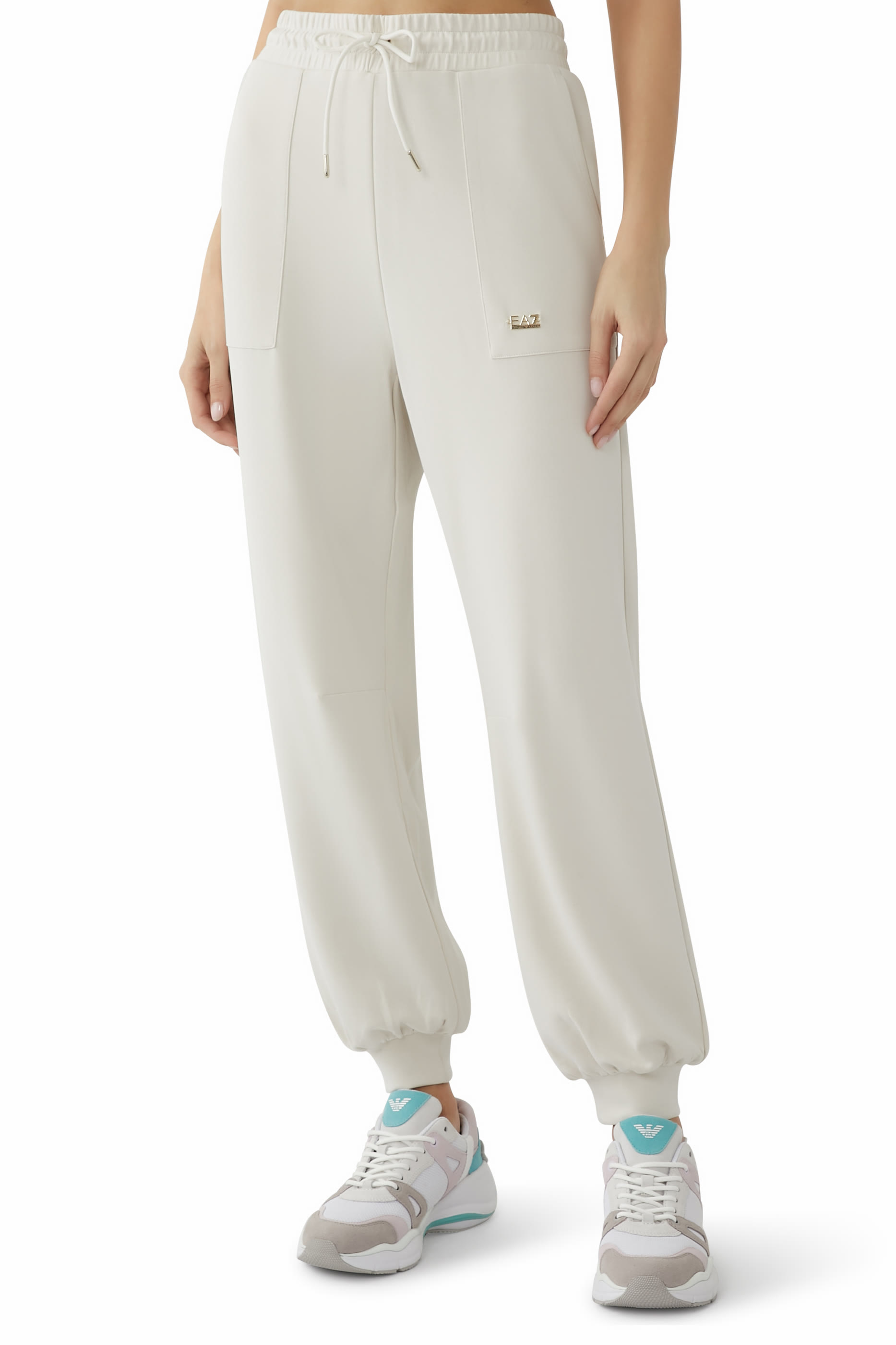 بنطال رياضي بقصة فضفاضة بشعار الماركة