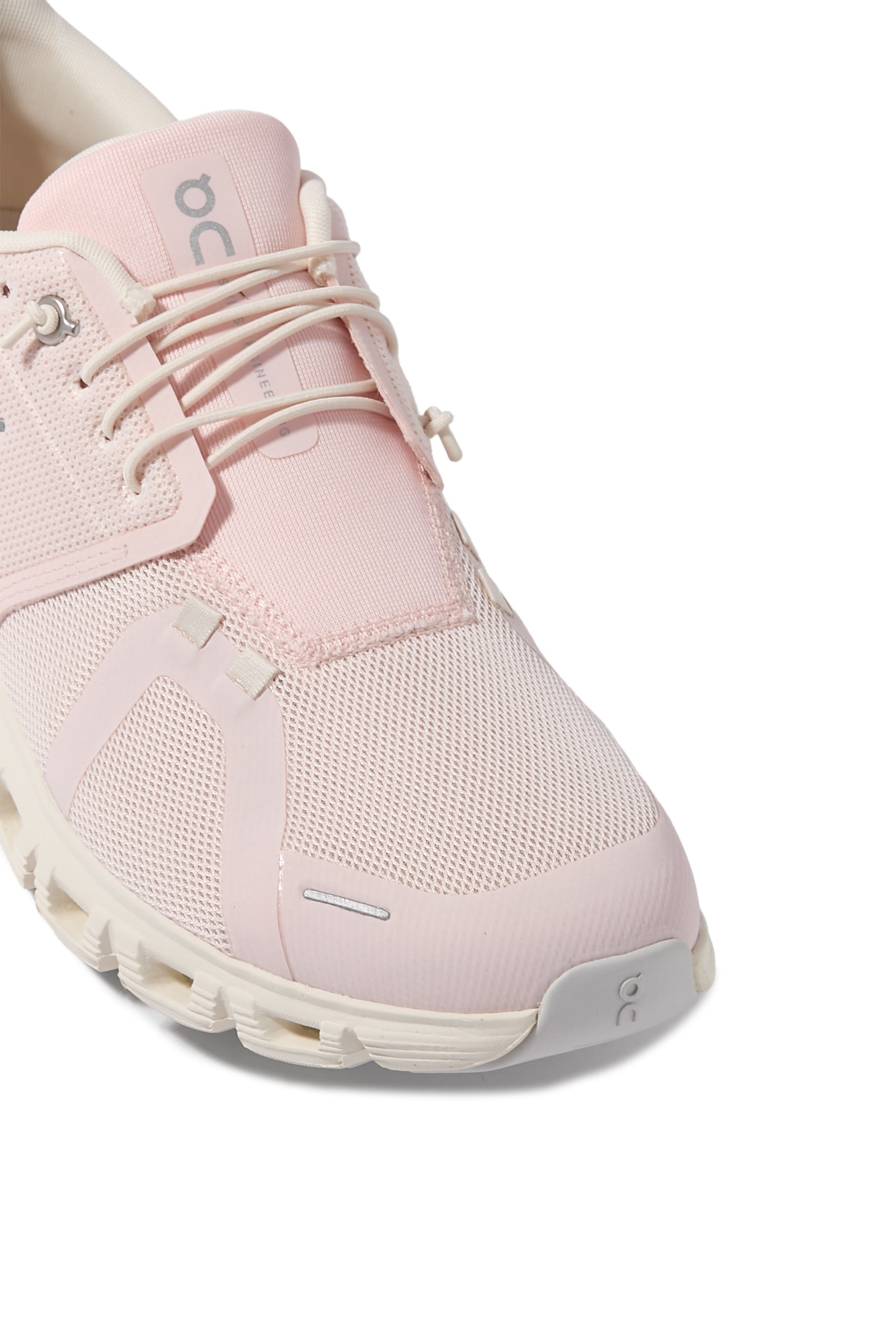 سنيكرز كلاود 6