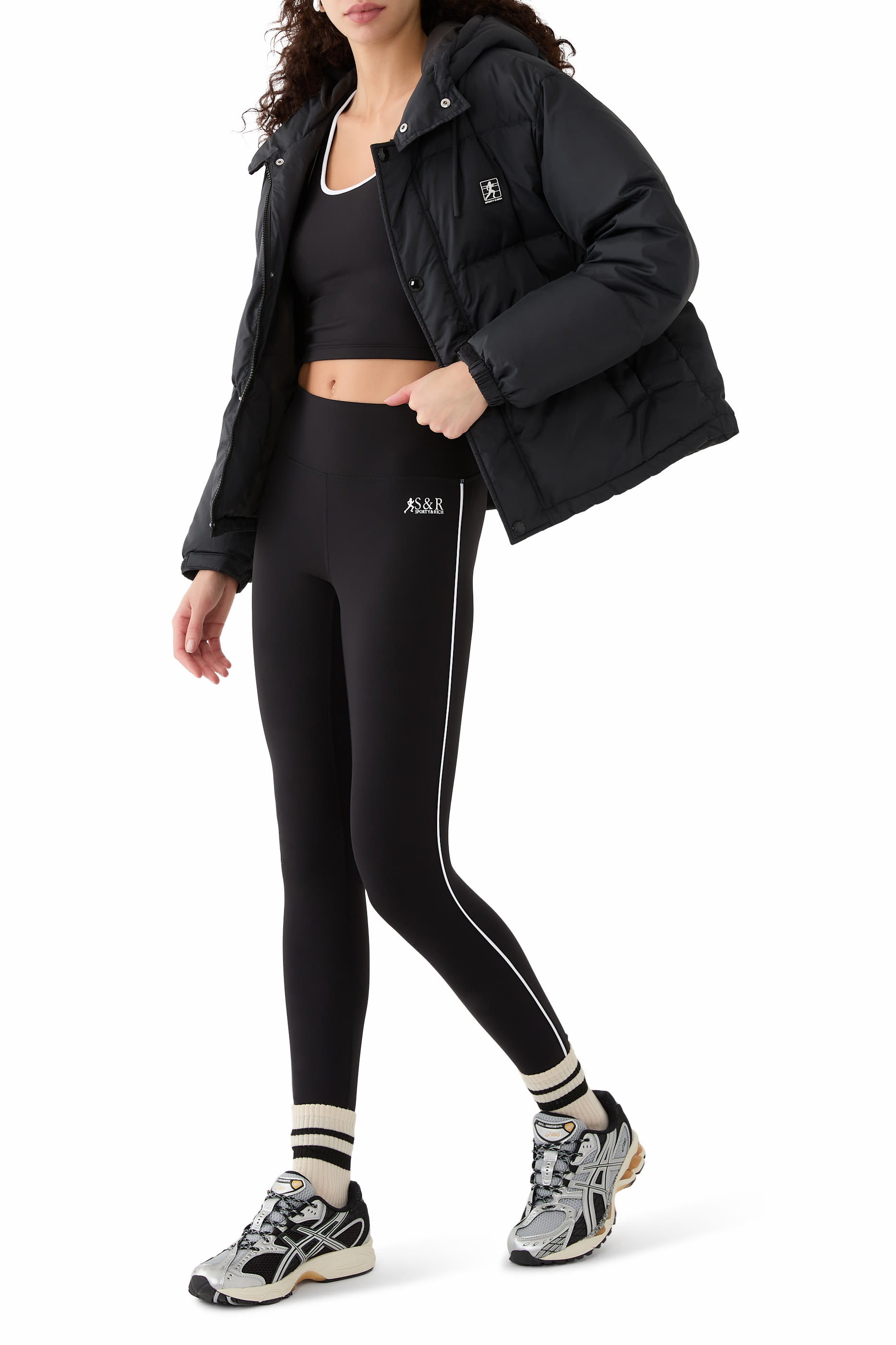 بلوزة رياضية بلا أكمام