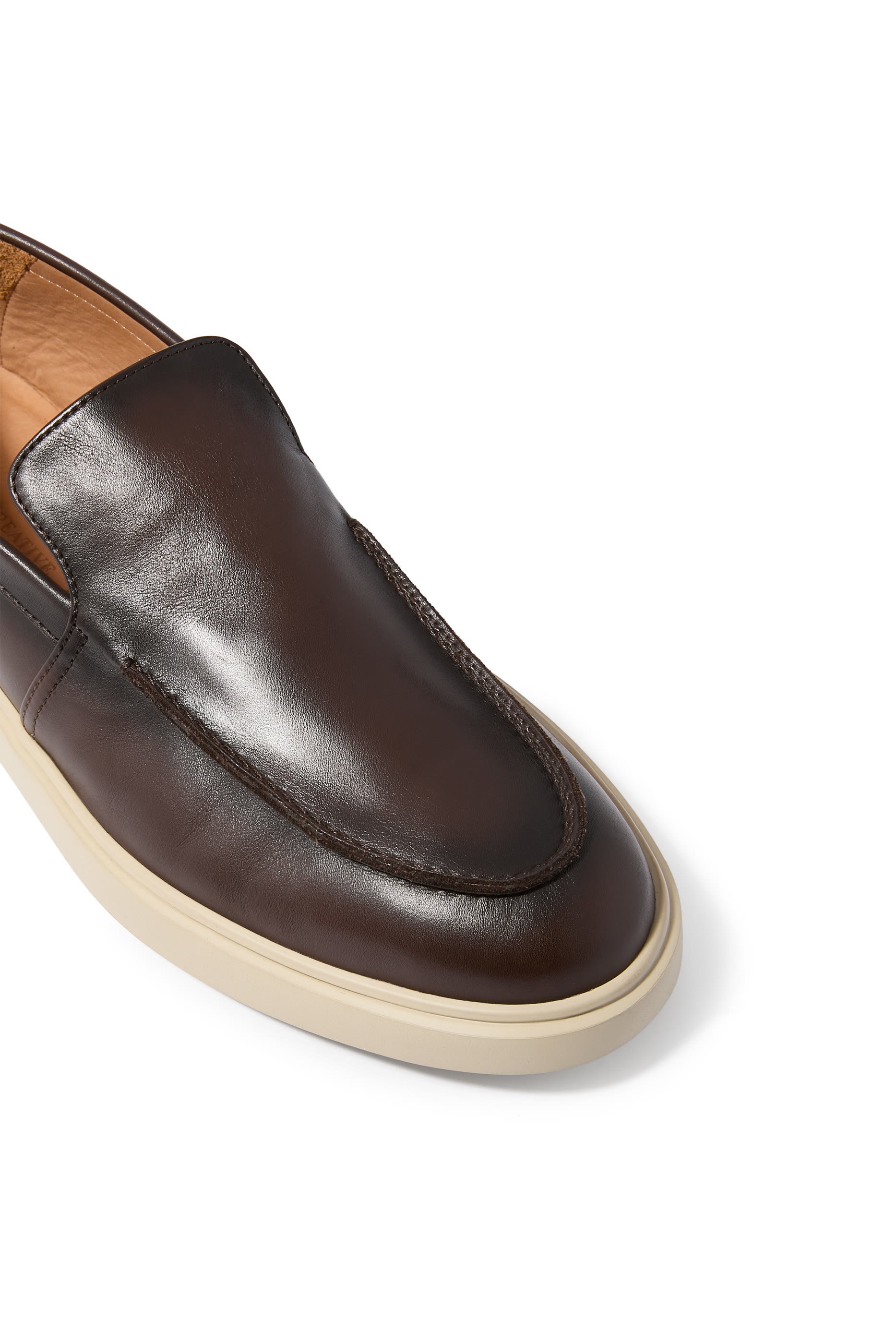 حذاء سهل الارتداء 002 توبي شمواه برقع هيكل عضمي