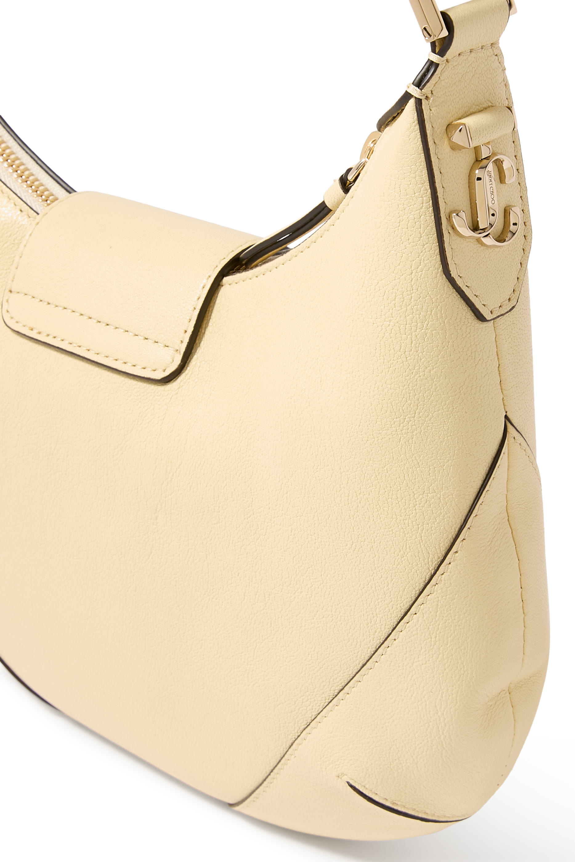 حقيبة هوبو بحلية بتصميم قضيب