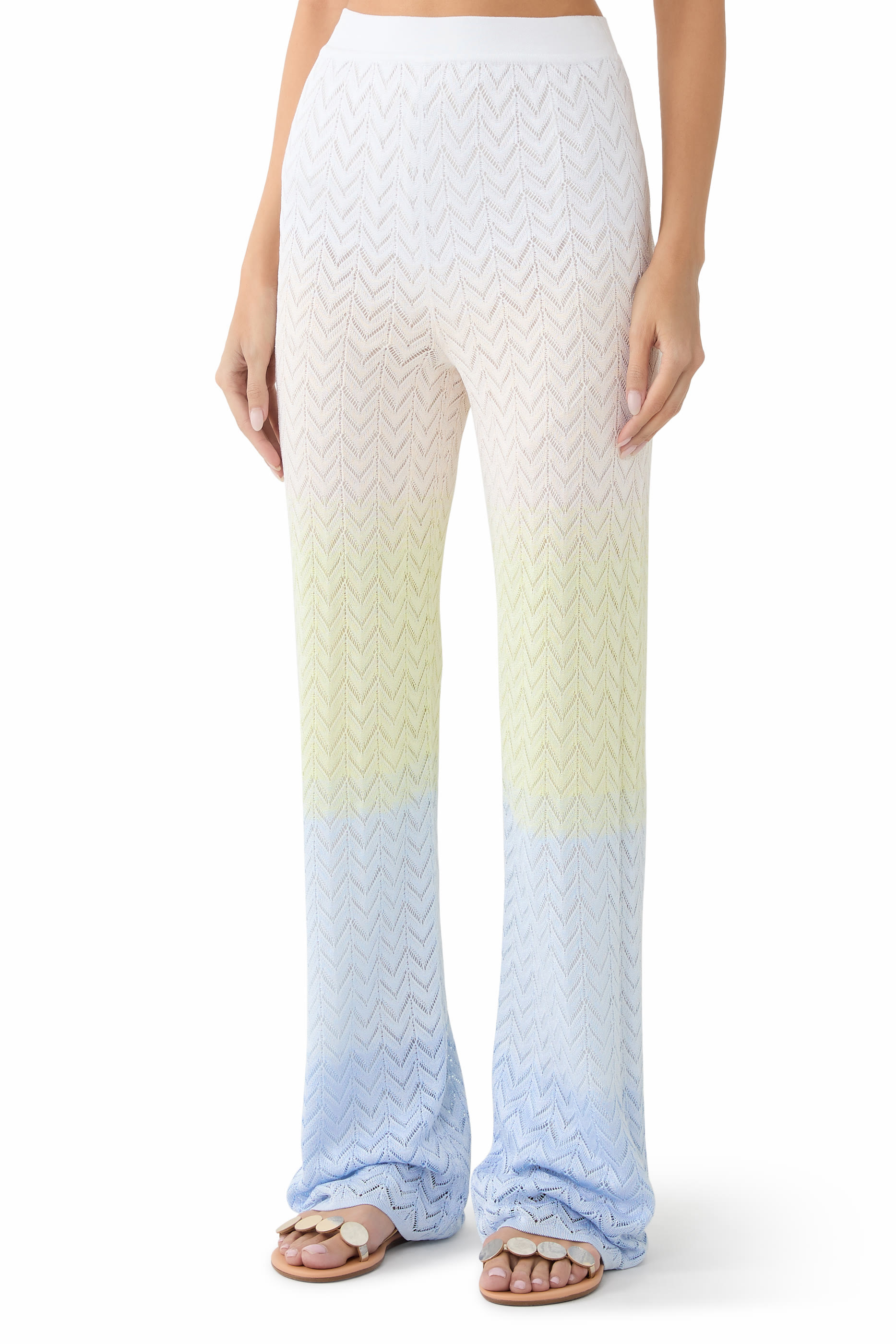 بنطال بقصة ساق واسعة ونقشة خطوط متعرجة شيفرون بلون متدرج