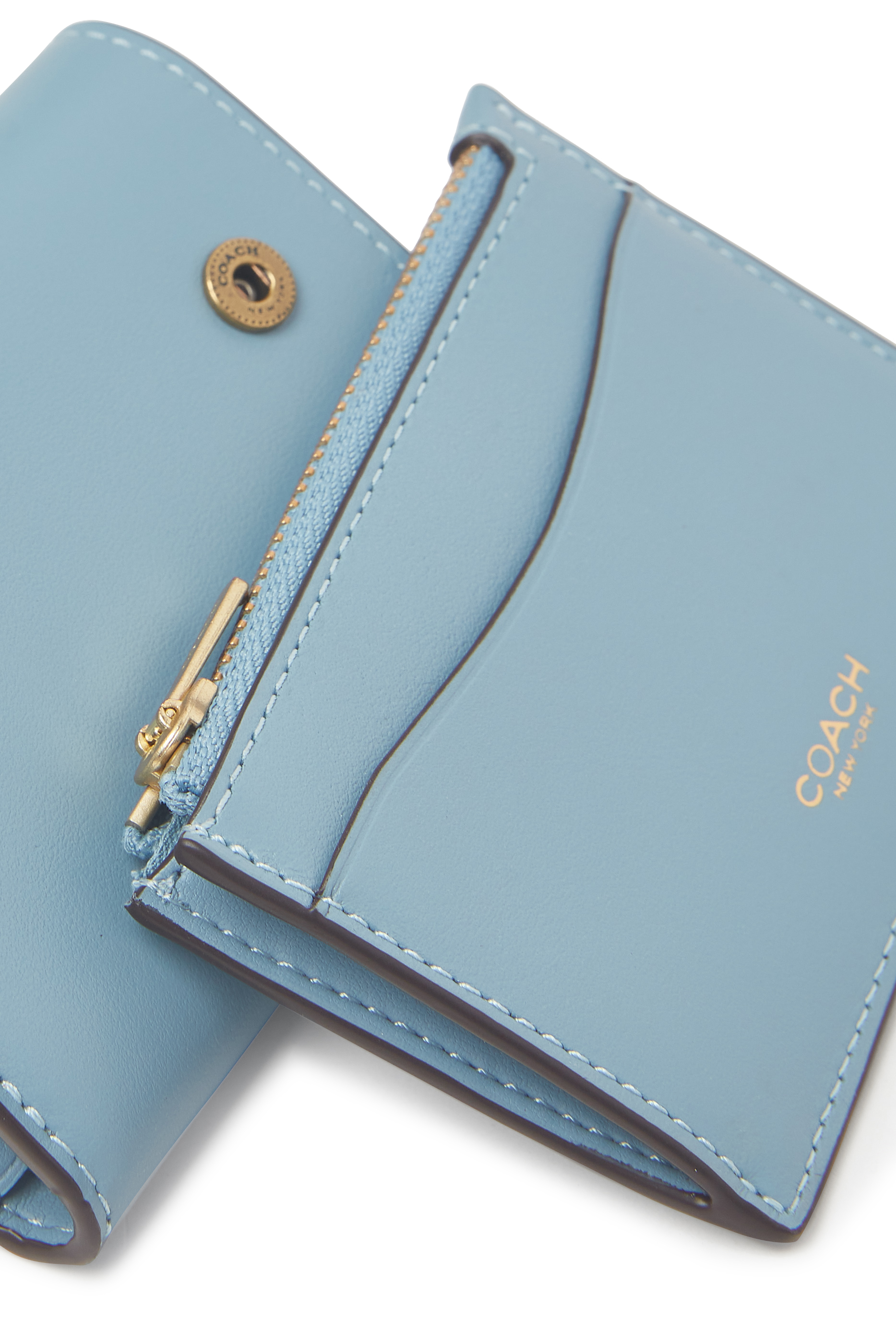 حافظة بطاقات ايسنشال جلد