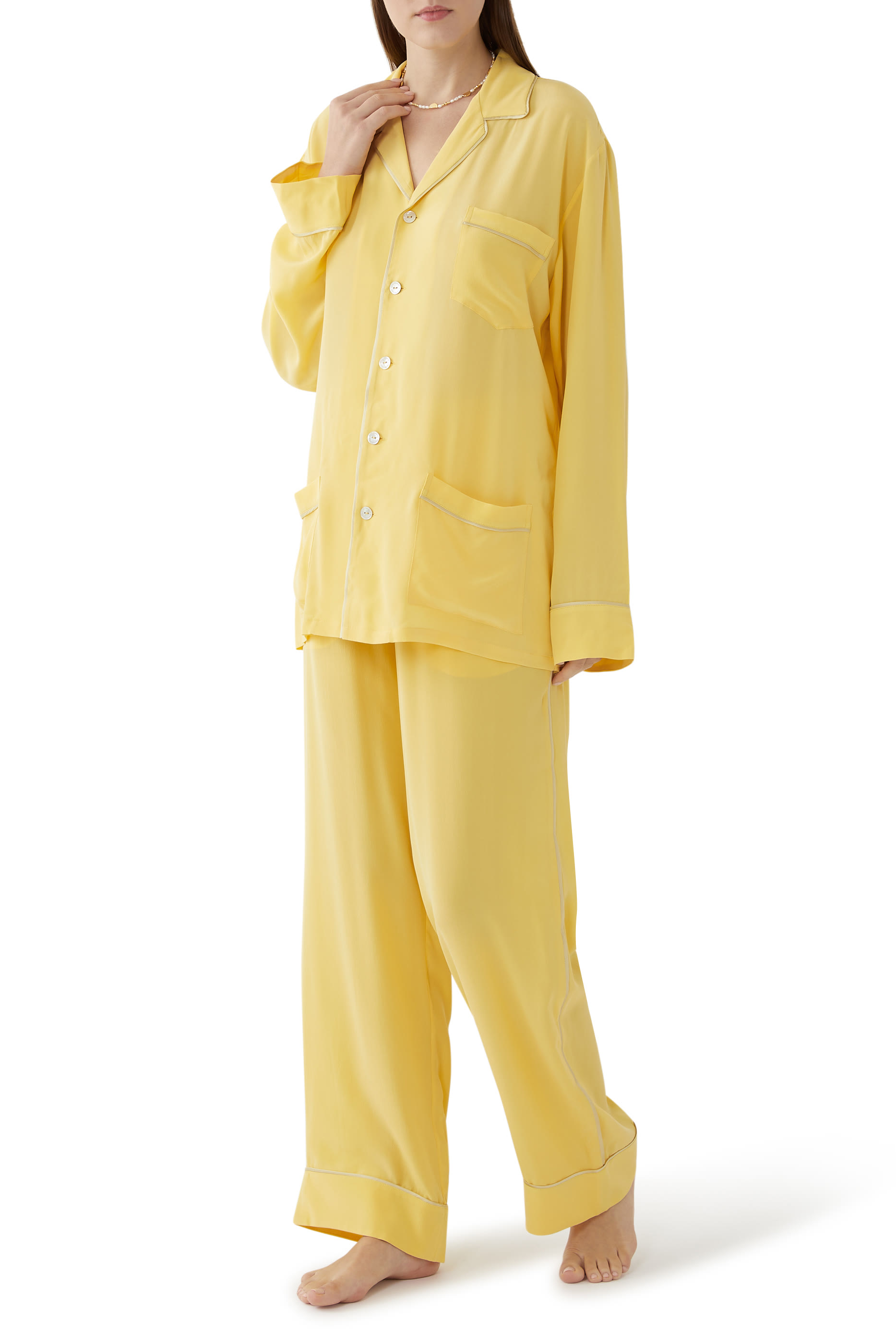 طقم بيجامة إيف