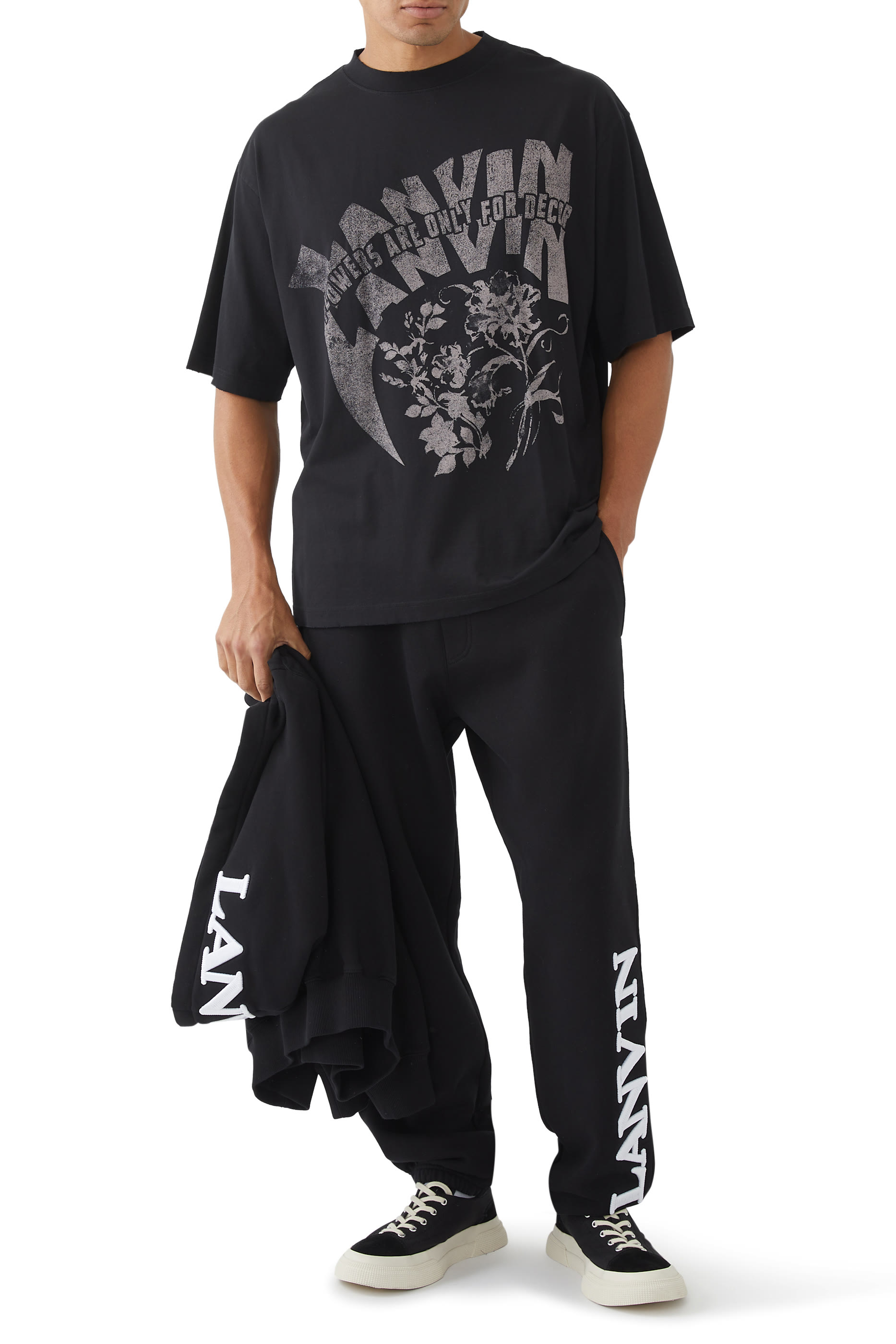 تيشيرت x فيوتشر بطبعة غرافيكية