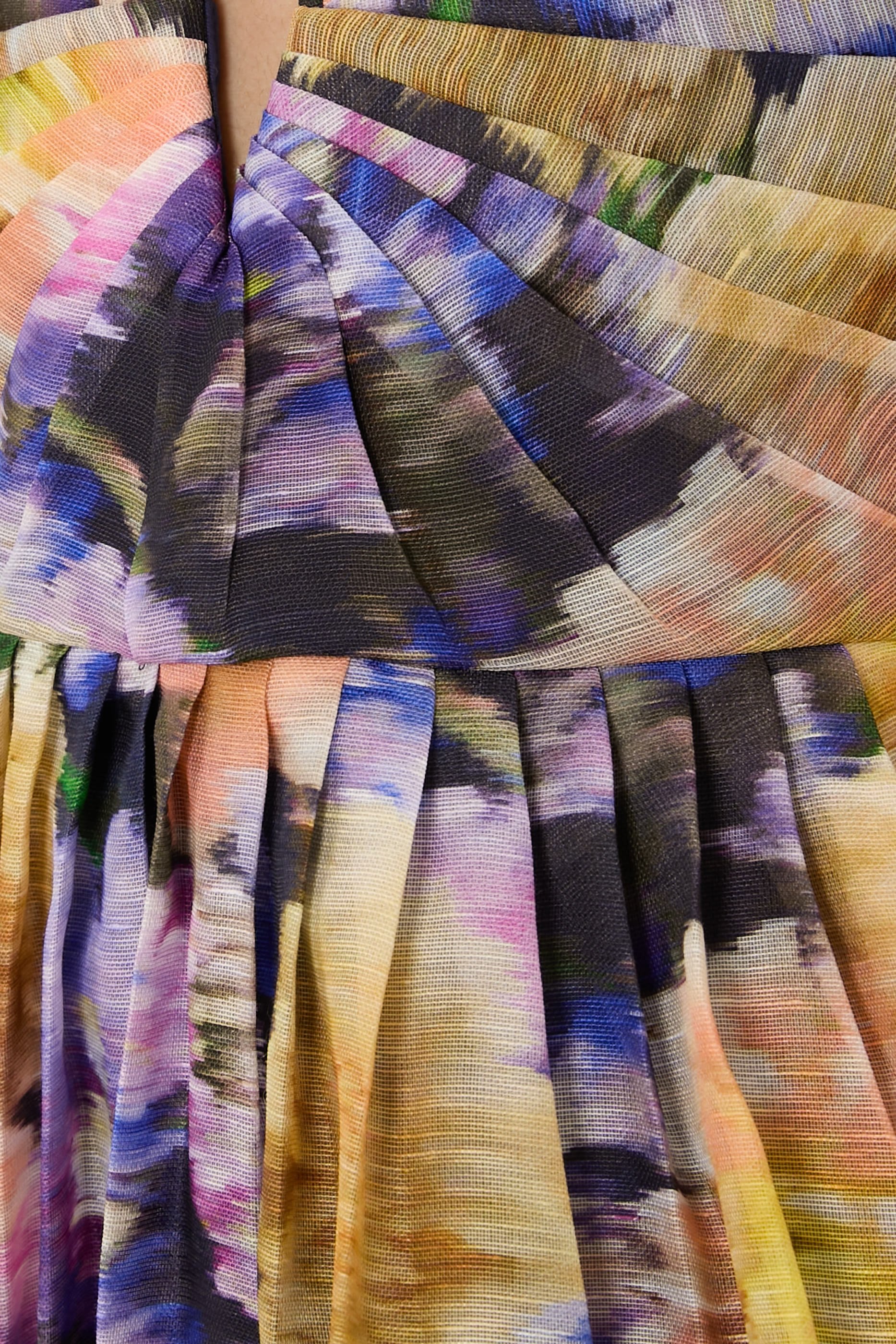 فستان لونا قصير بياقة V