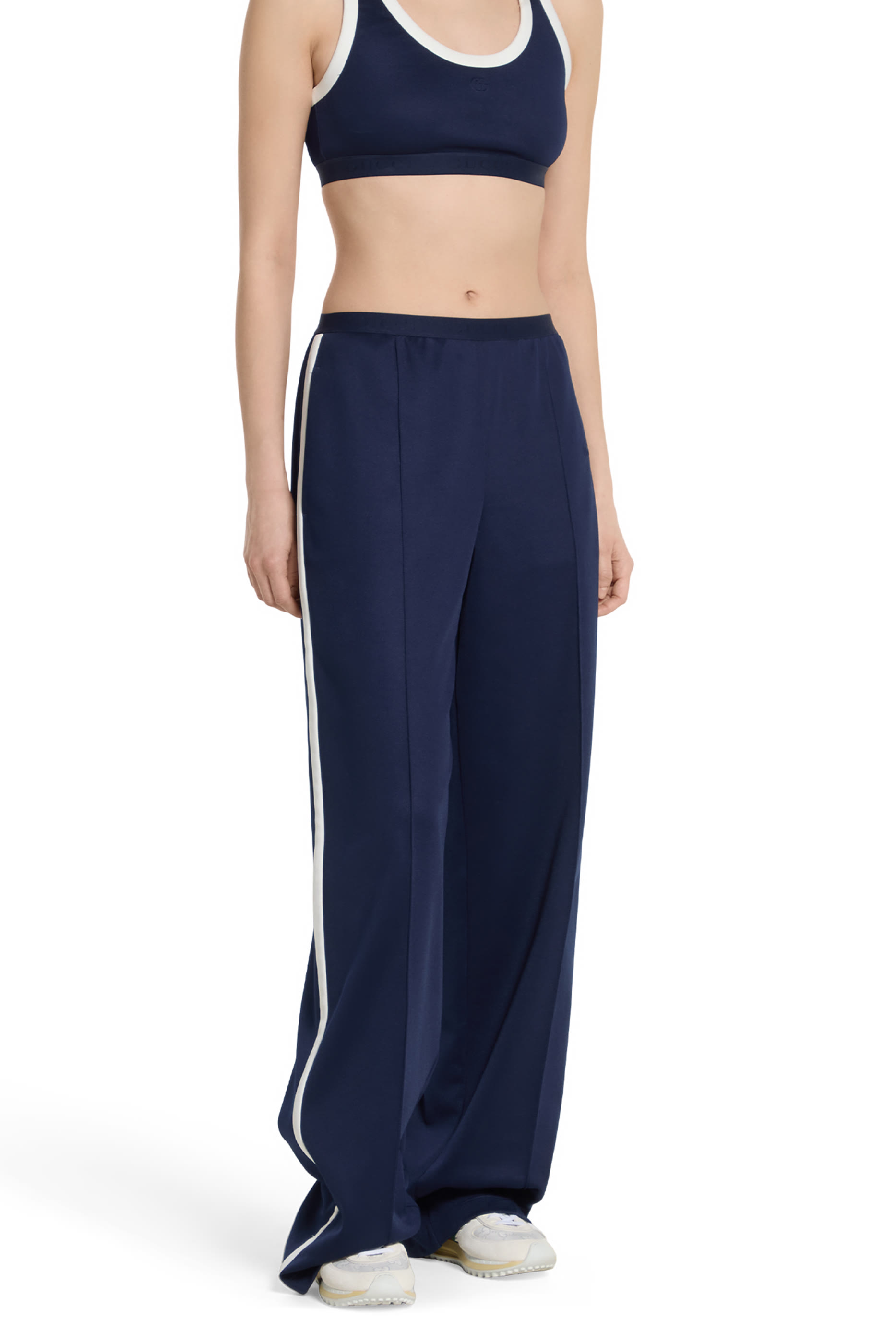 بنطال بشعار الماركة جيرسيه معالج