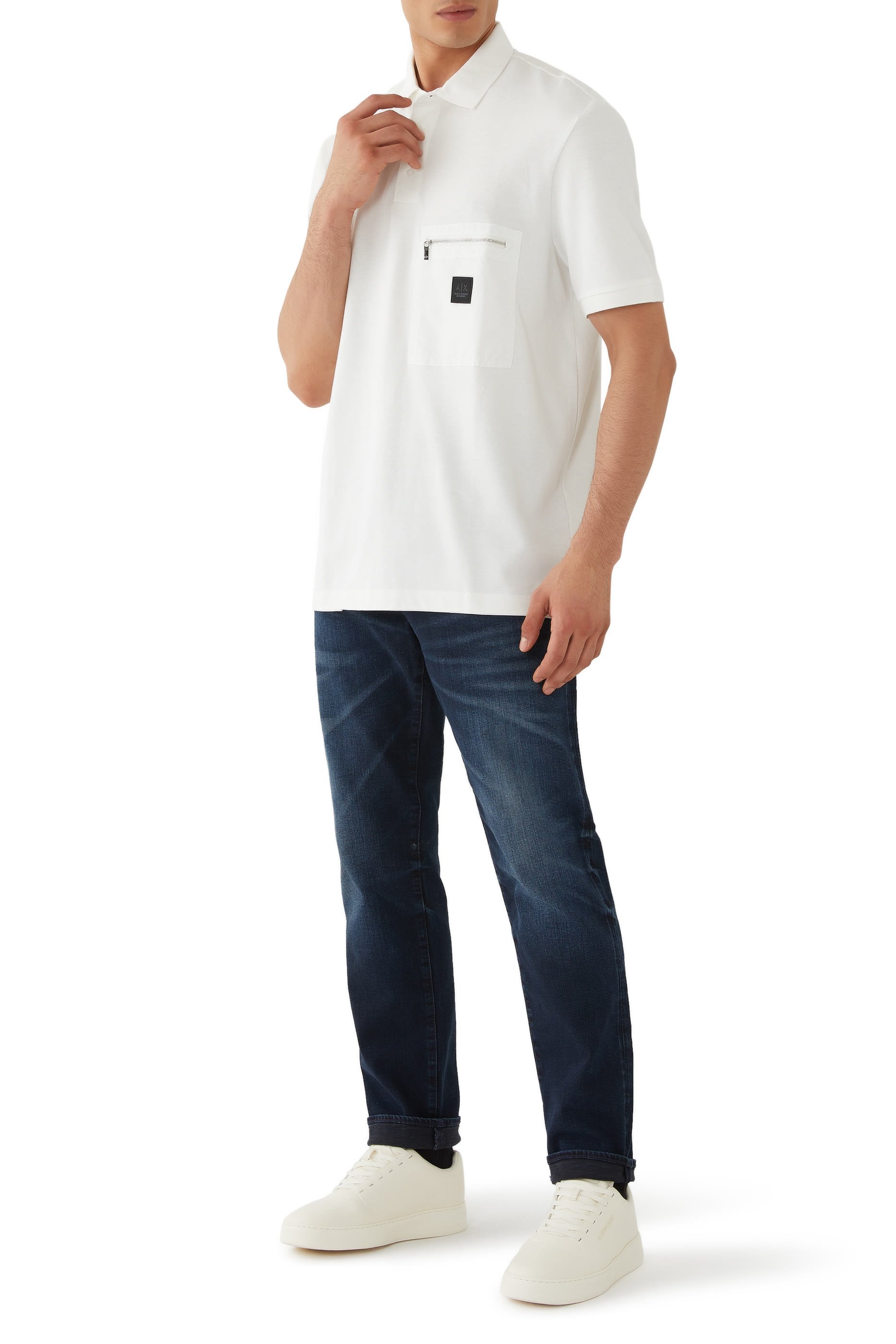 قميص بولو بإصدار أسود