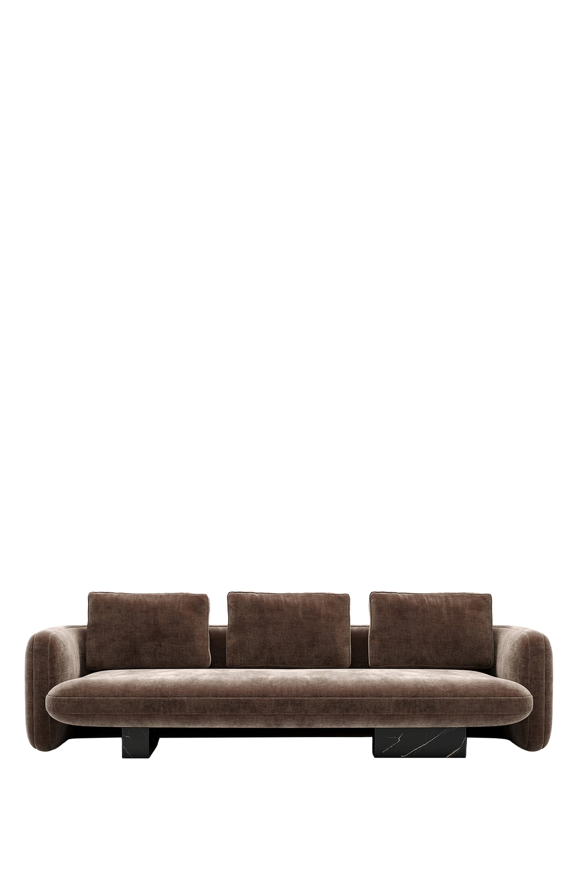 كنبة بتصميم متداخل