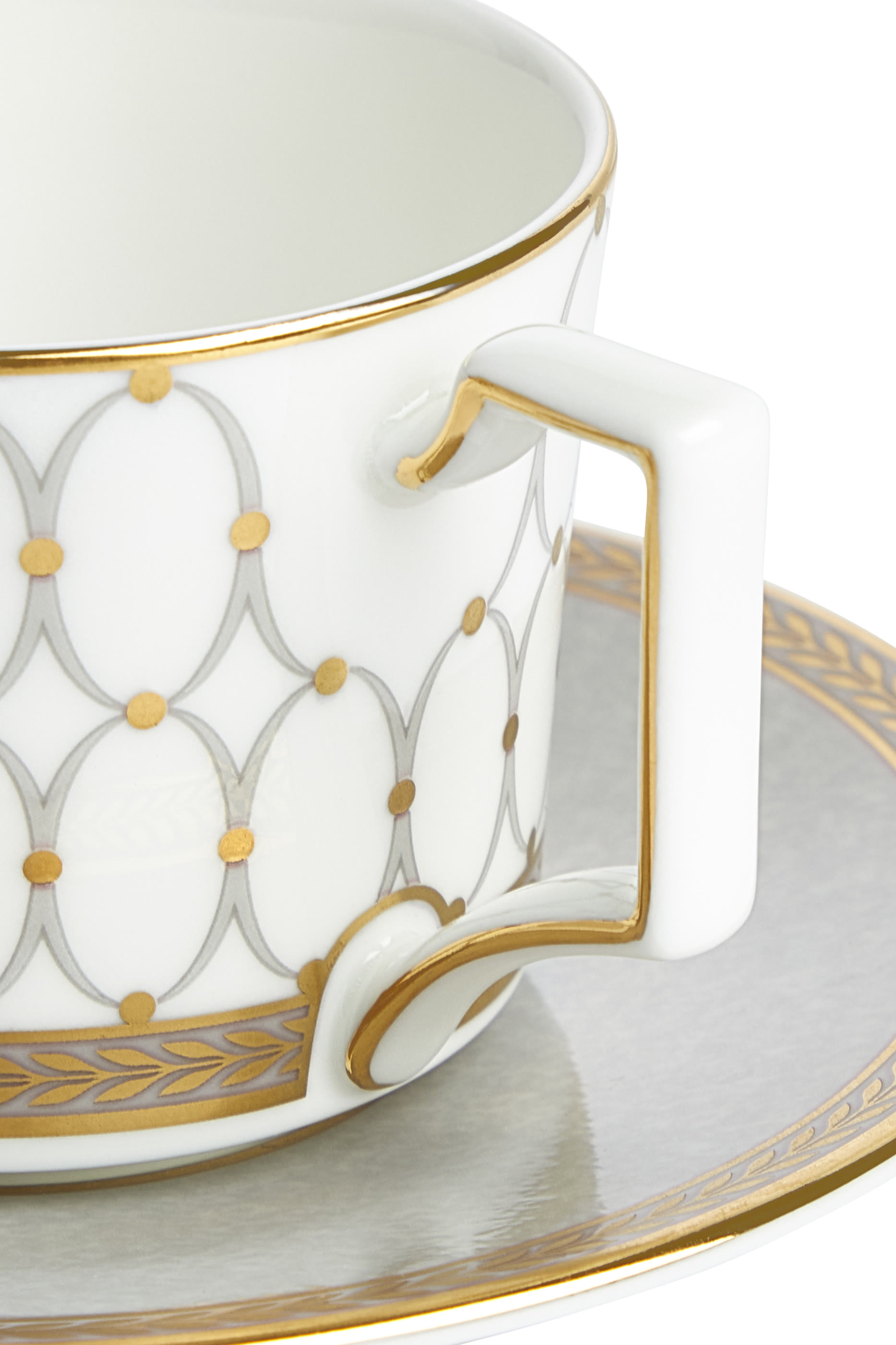 طبق وفنجان رينيسنس بنقشة رمادية