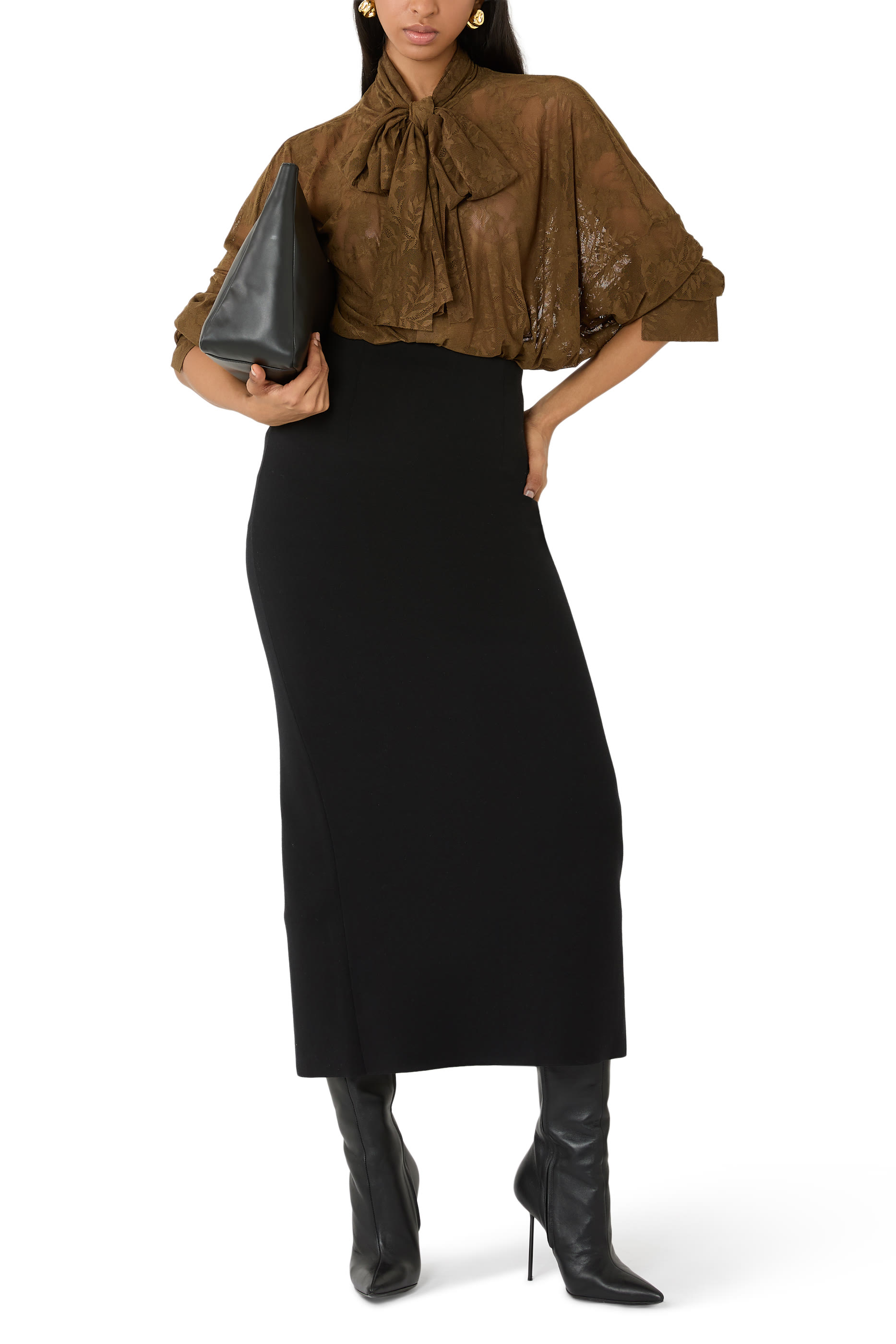 بودي سوت بتصميم قميص بي أف أن كاي بقصة فضفاضة جدا مزين بفيونكة 