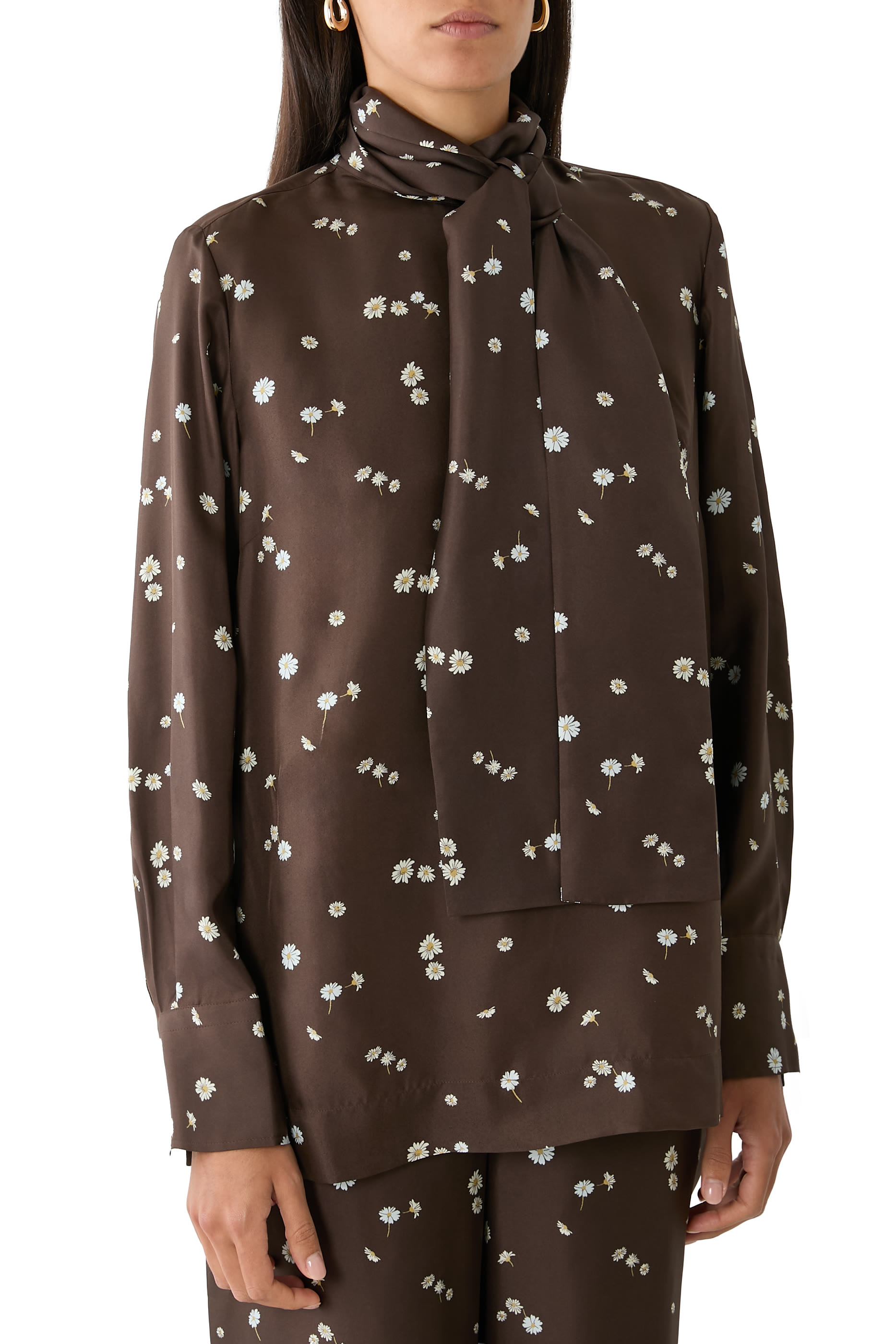 تونيك قصير برباط عند العنق ونقشات زهور