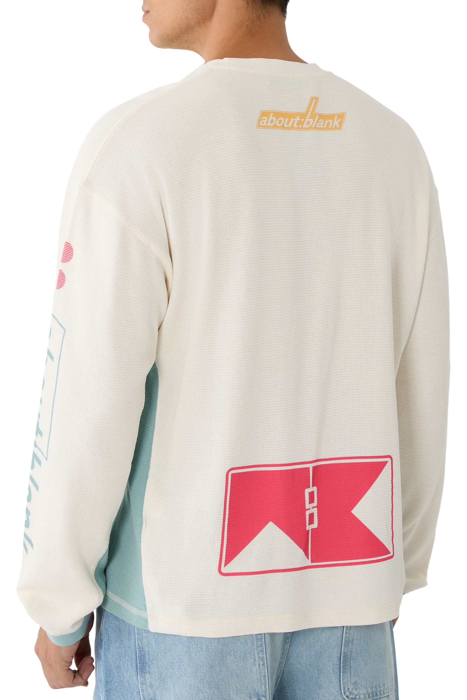 تيشيرت بطبعة سلالوم غرافيكية وافل