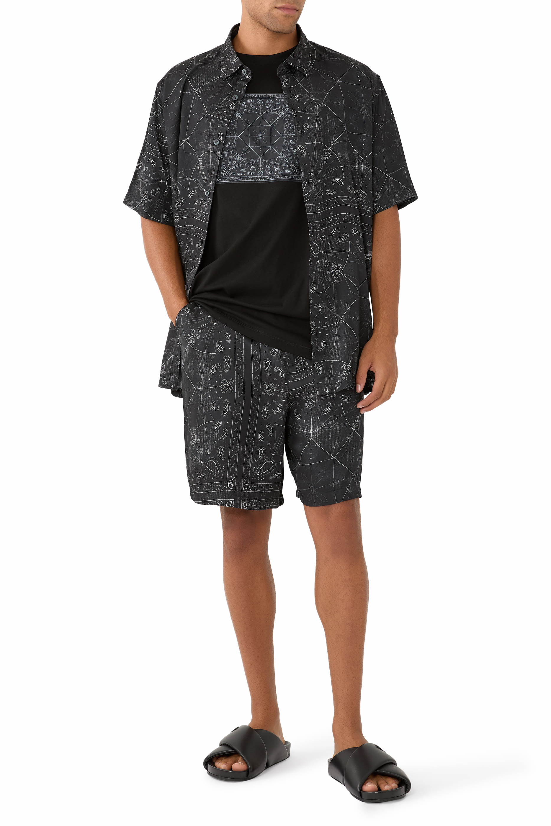 شورت بيرمودا فيسكوز أي أس في