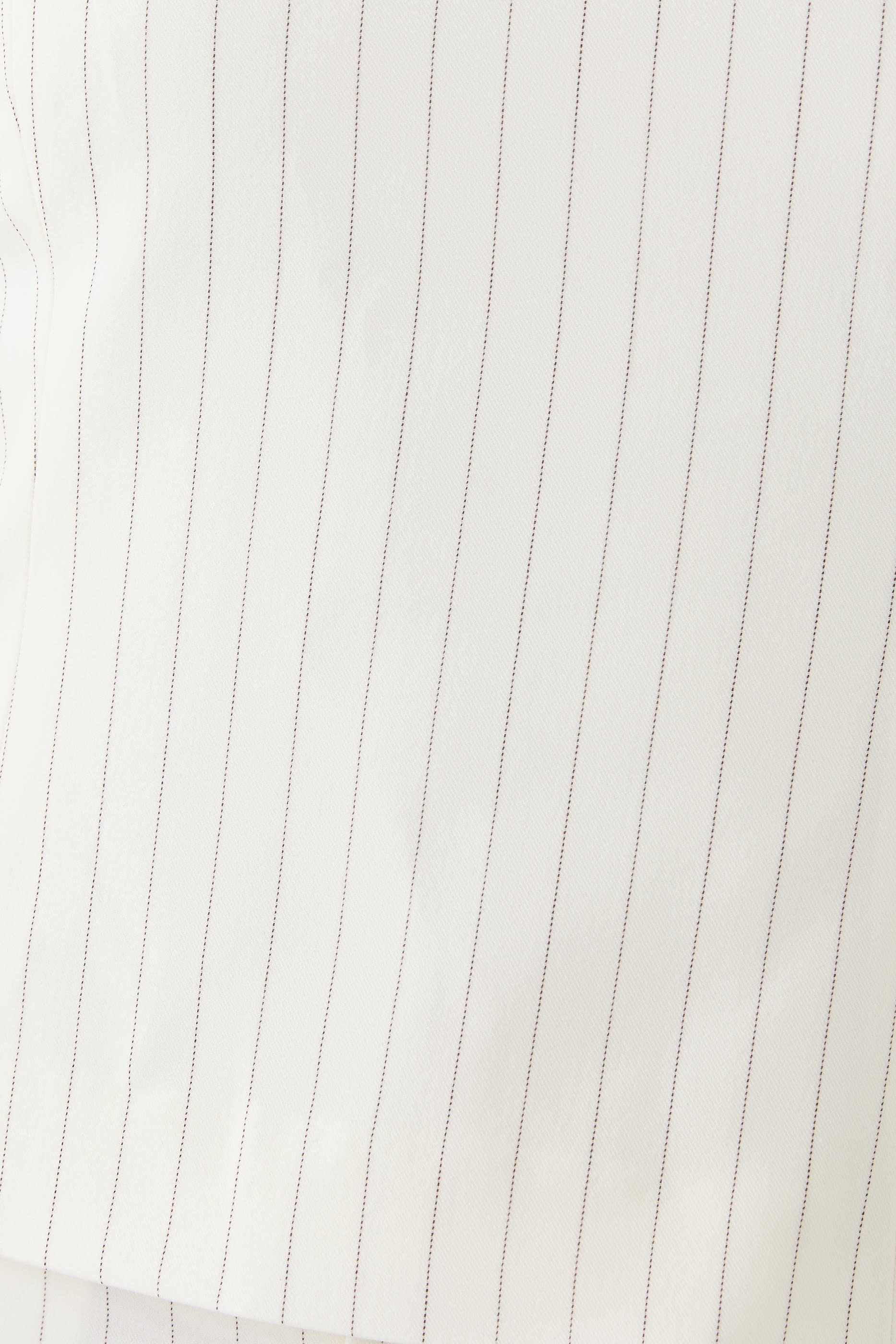 بلوزة بدلة بلا حمالات