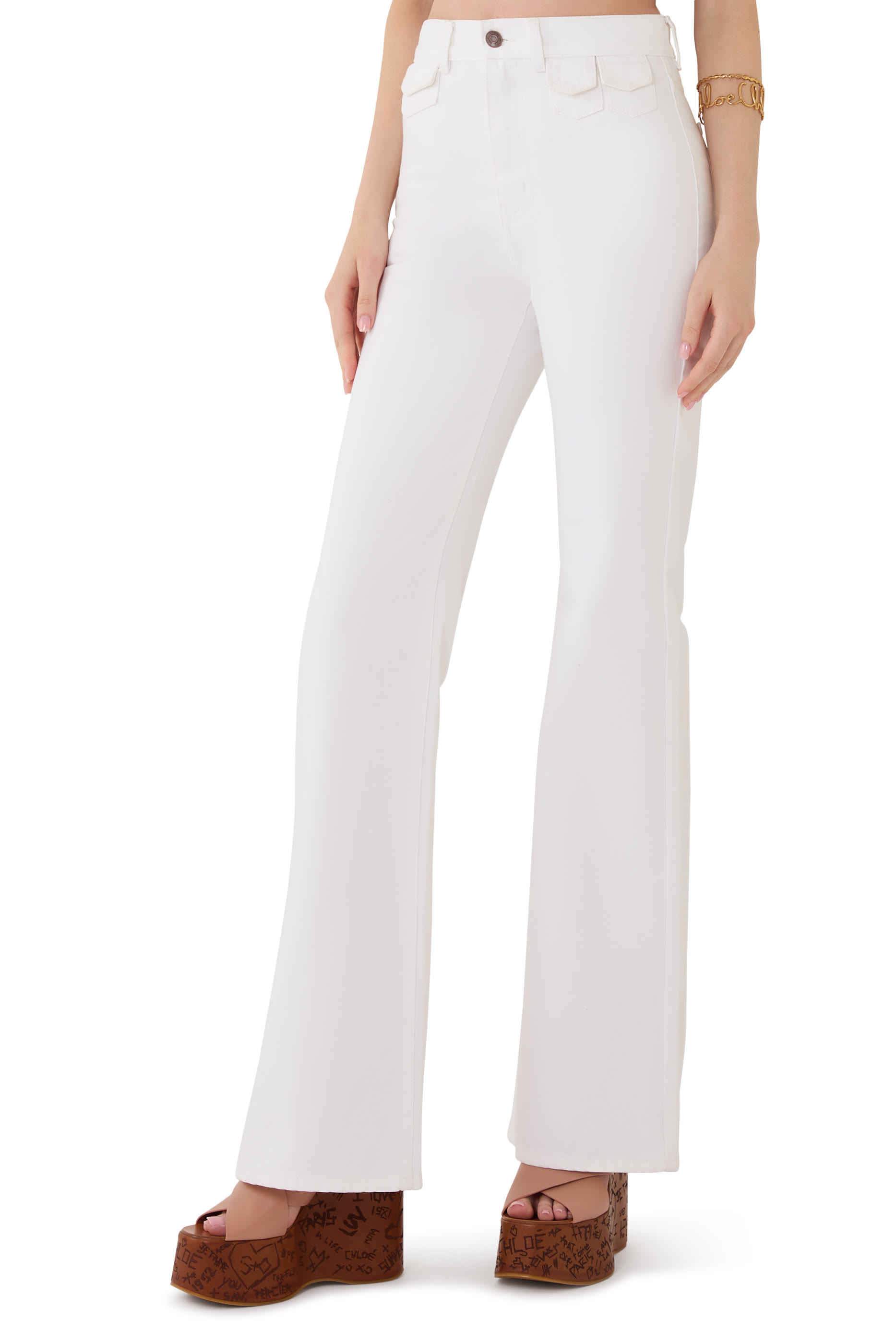 بنطال جينز بقصة واسعة بخصر مرتفع