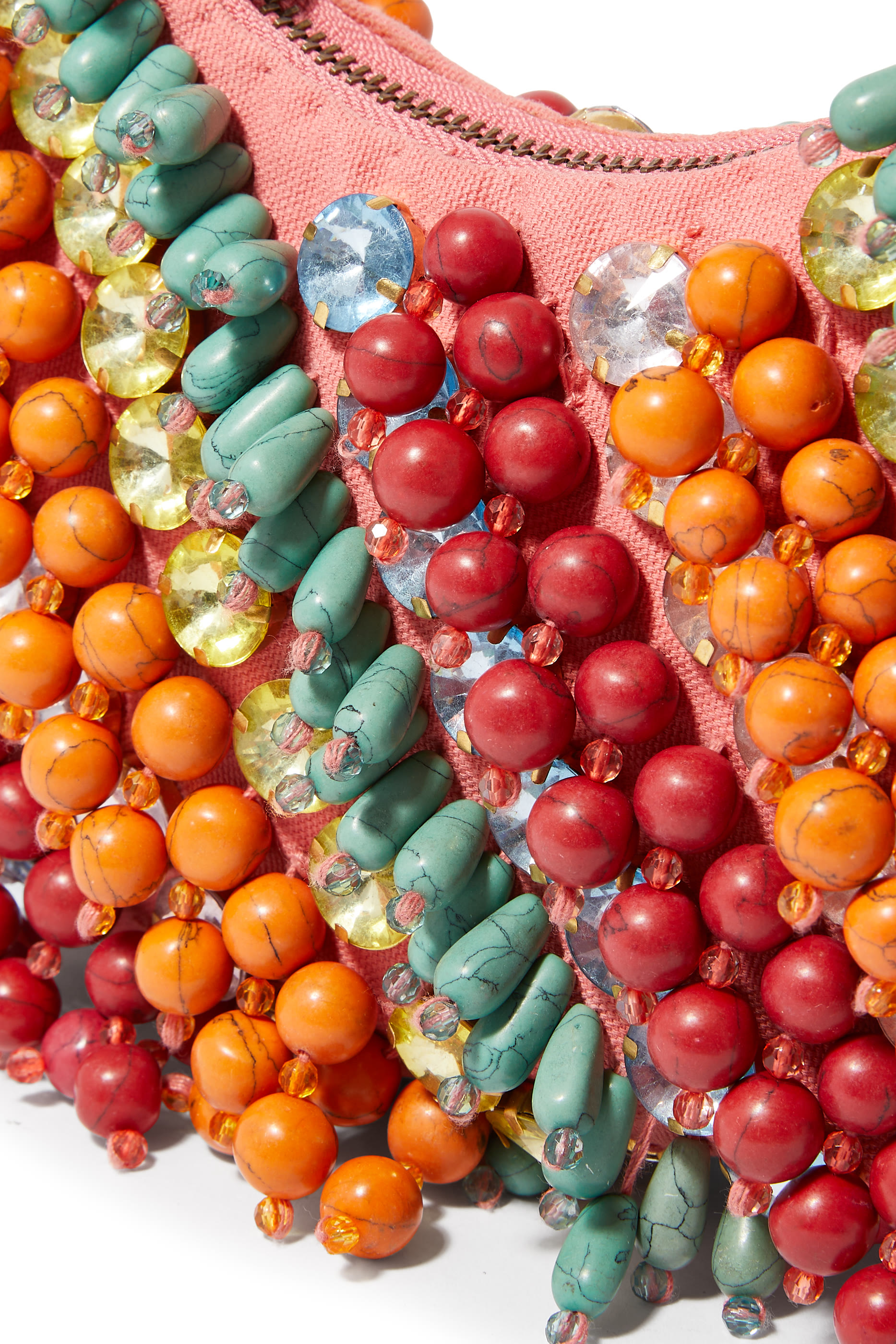 حقيبة هوبو تشيلسي صغيرة بسلسلة