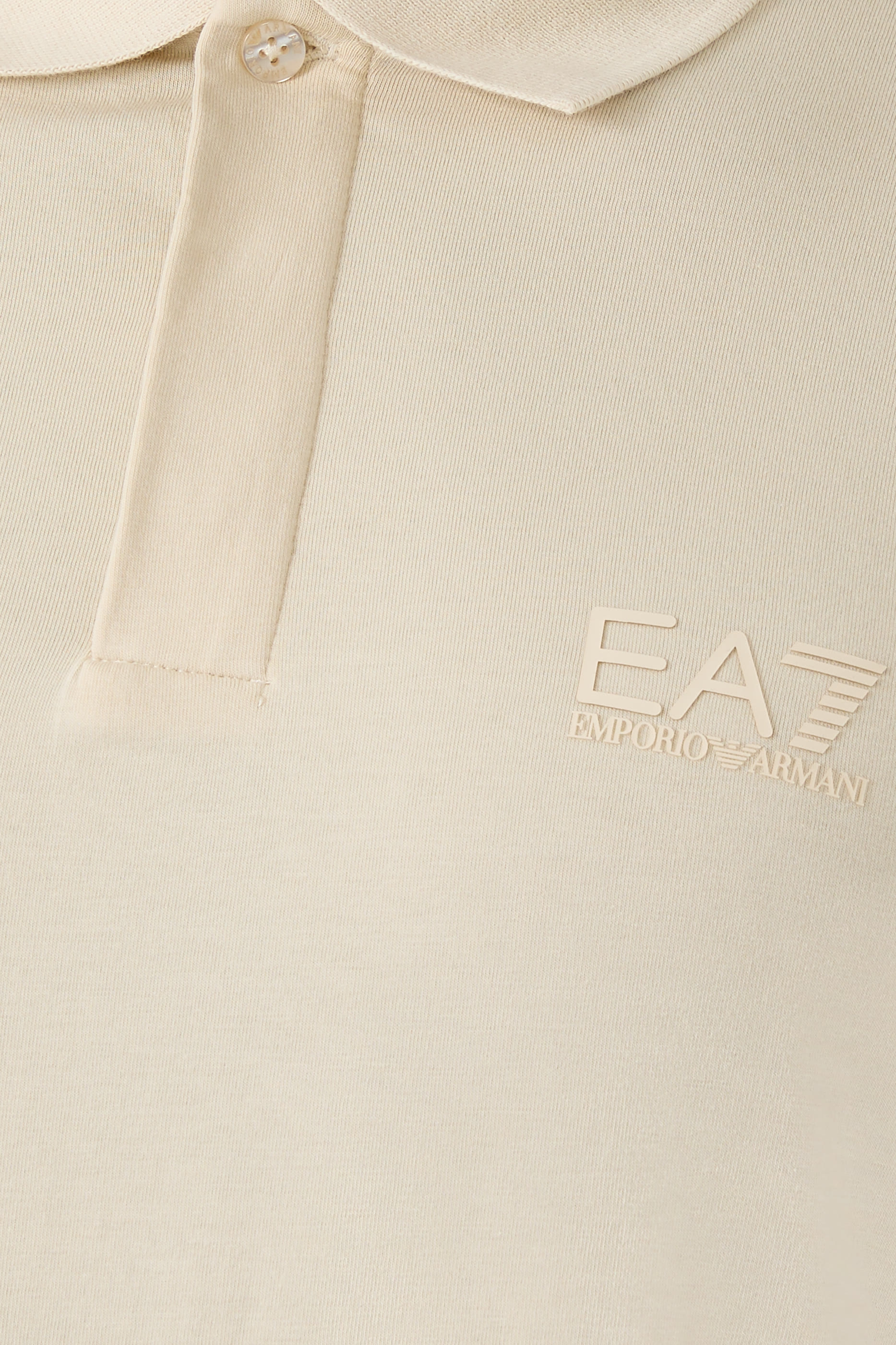 قميص بولو بأكمام قصيرة