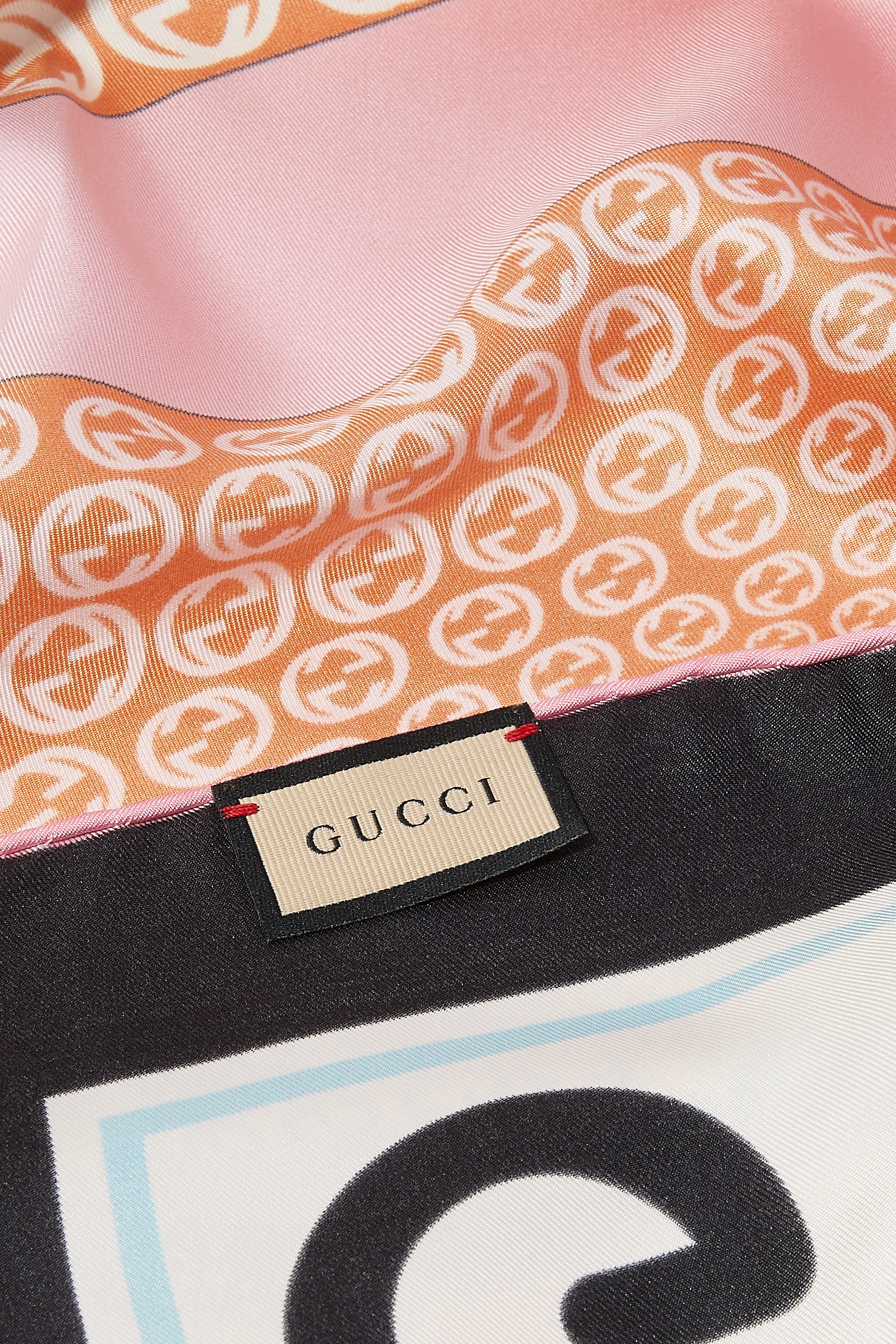 وشاح حرير بطبعات زهور كبيرة