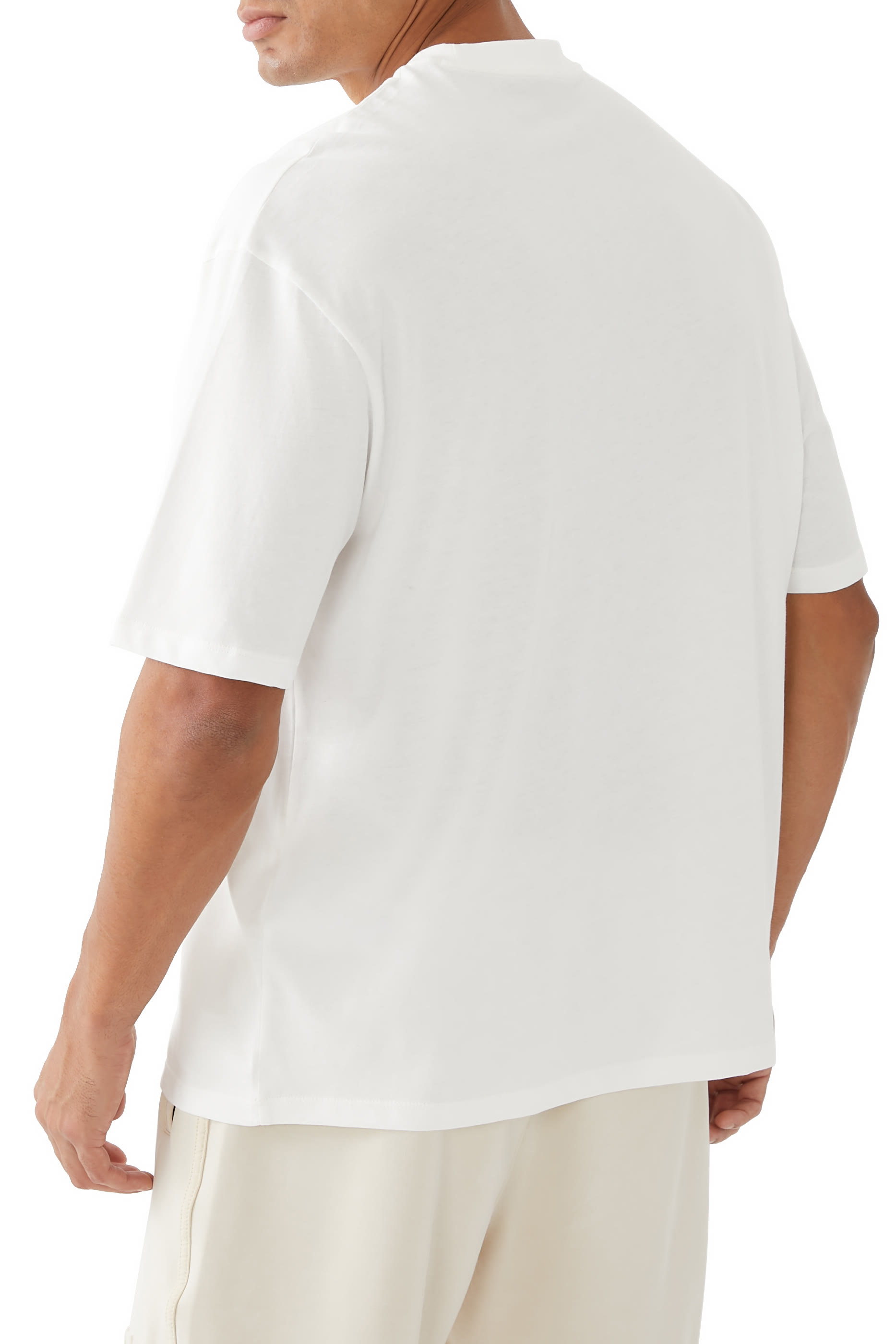 تيشيرت بياقة ضيقة قطن