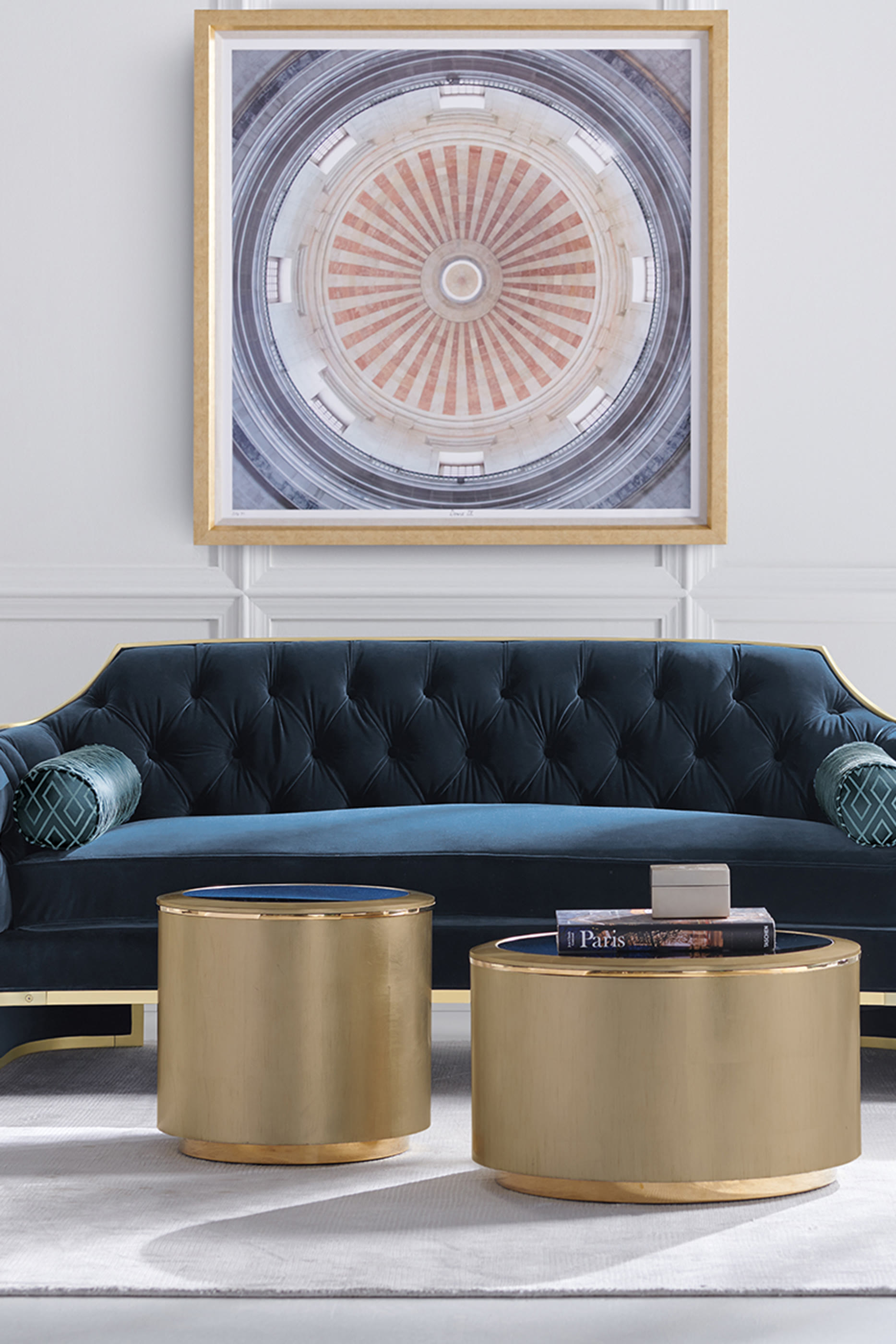 طاولة سيركل ان تايم للمشروبات الفاخرة