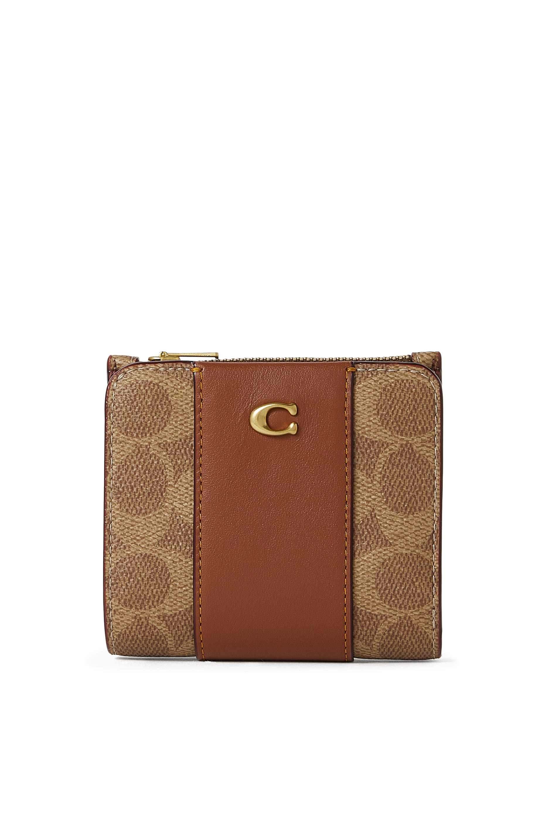 محفظة ايسنشال بتصميم رفيع ثنائي الطي قماش قنب محفور بشعار الماركة