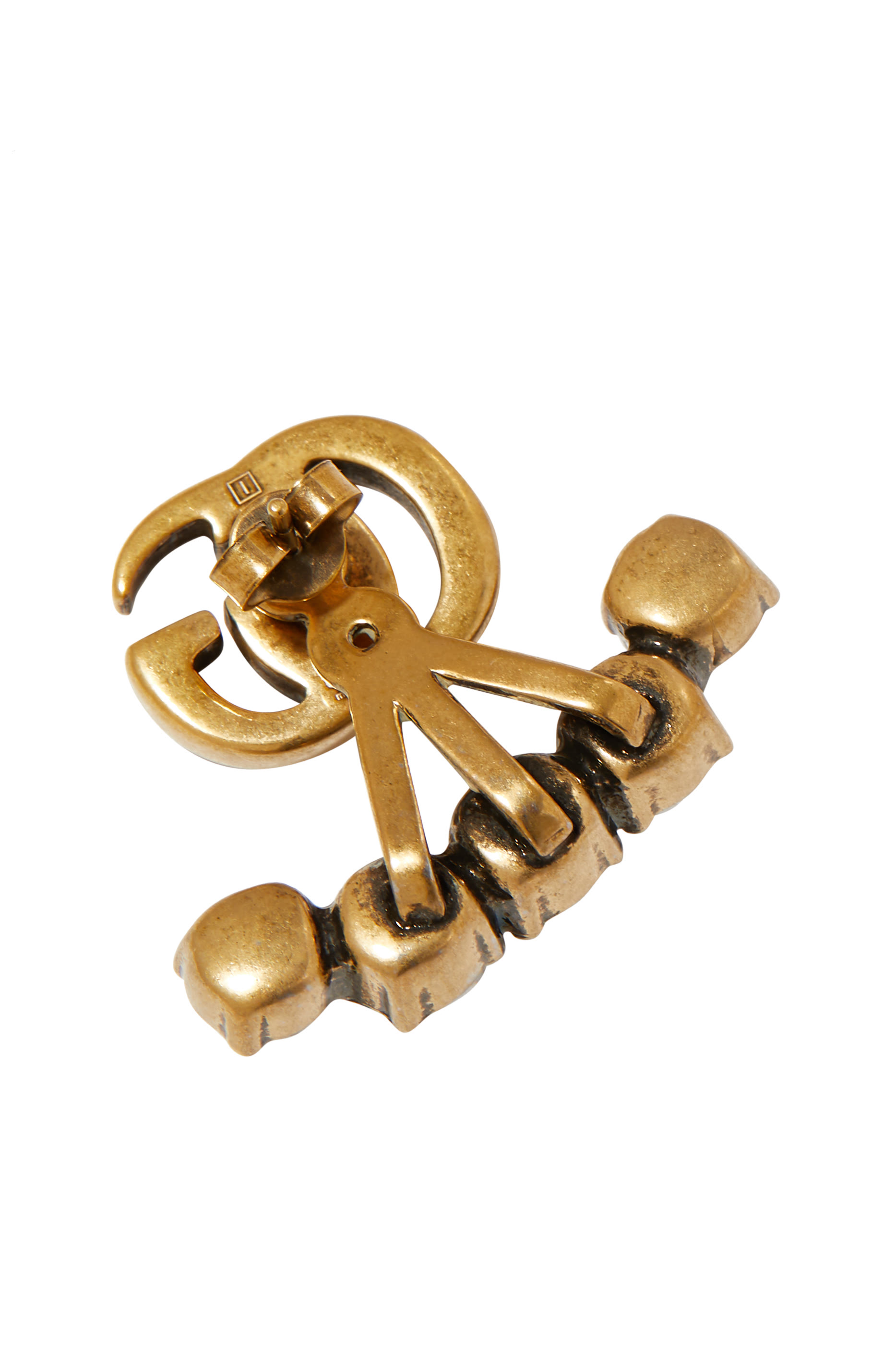 قرط بتصميم حرفي GG مرصع بالكريستال