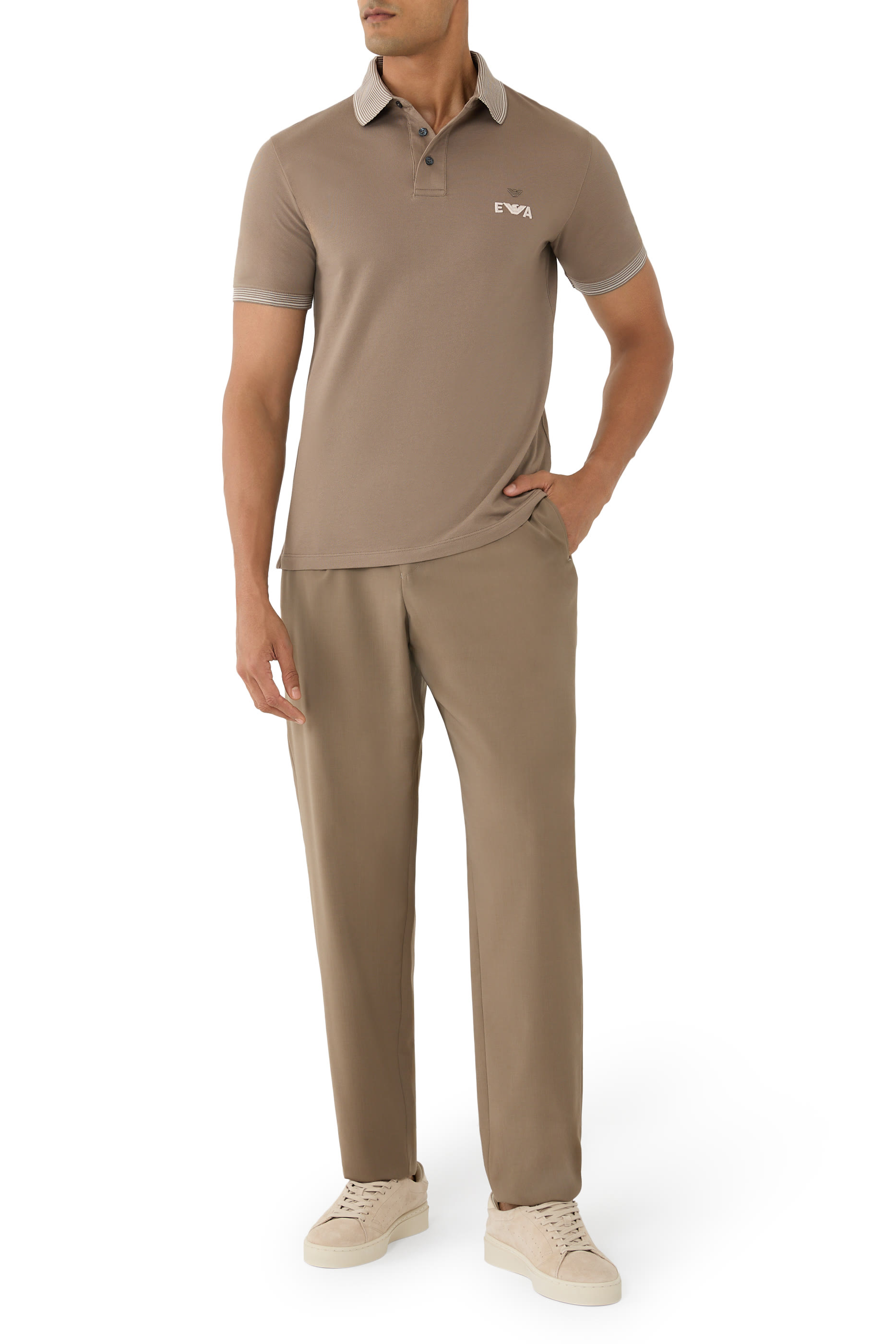 قميص بولو بيكيه بتطريز شعار الماركة