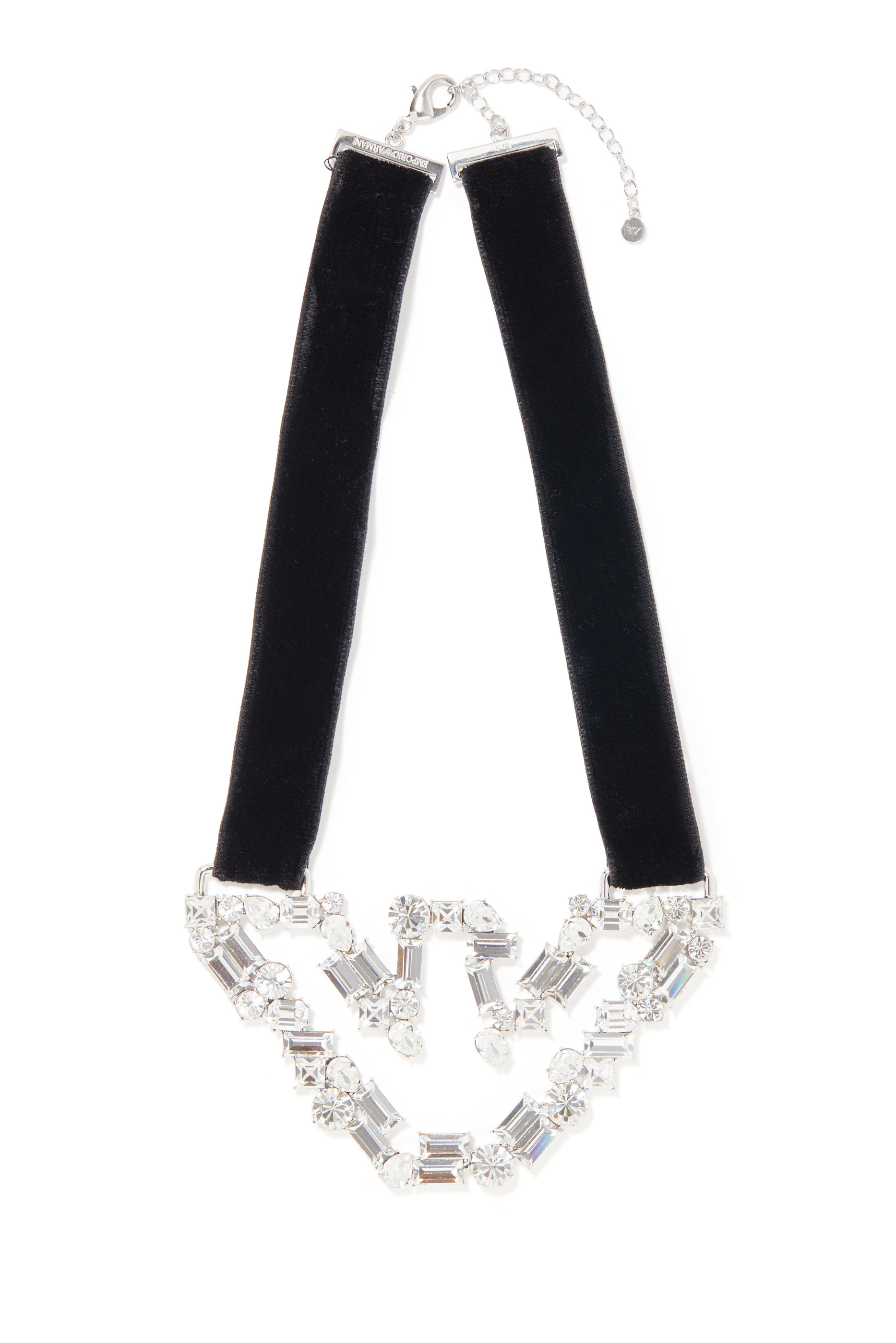 قلادة بتصميم مريلة نحاس