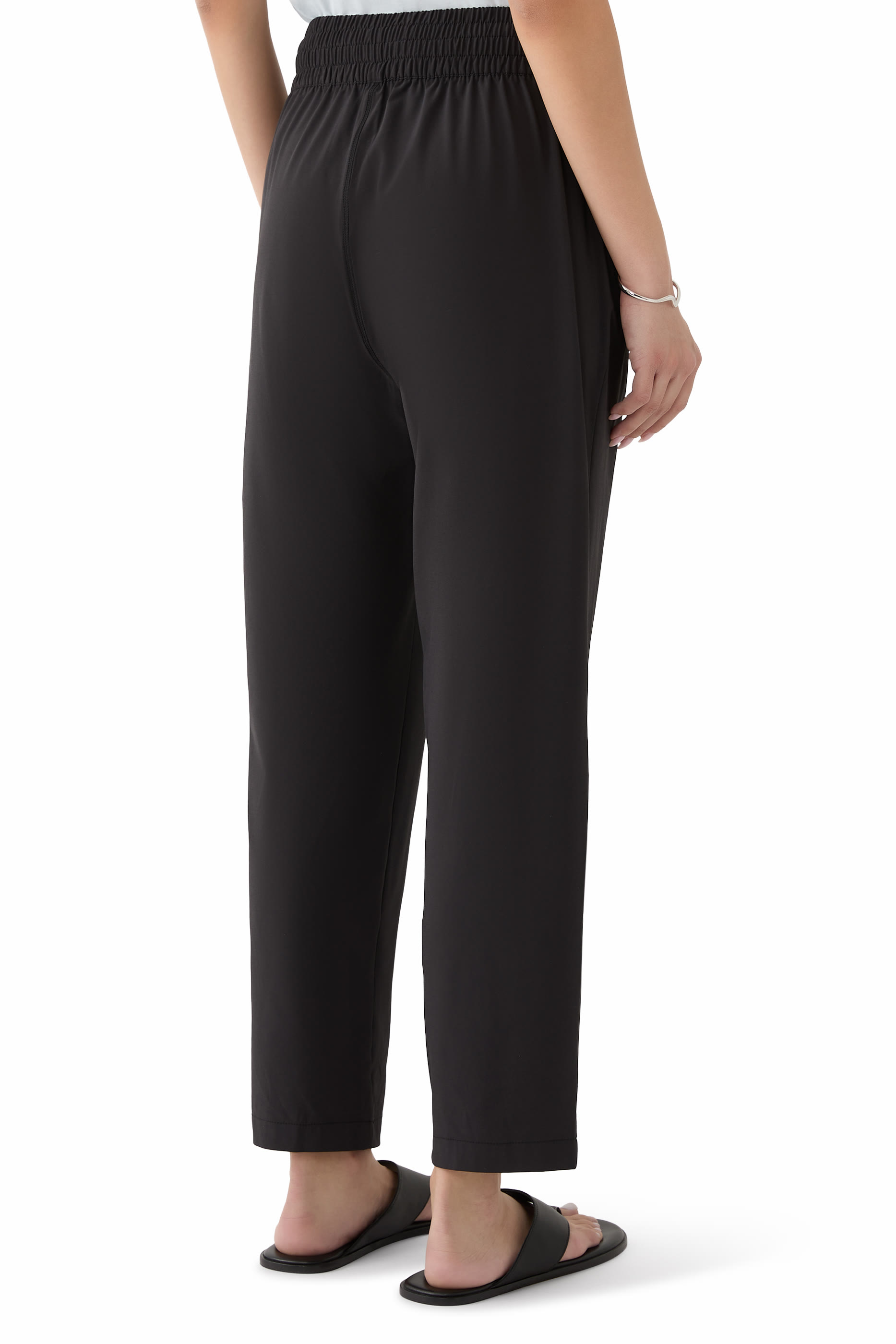 بنطال فيلا بطول الكاحل