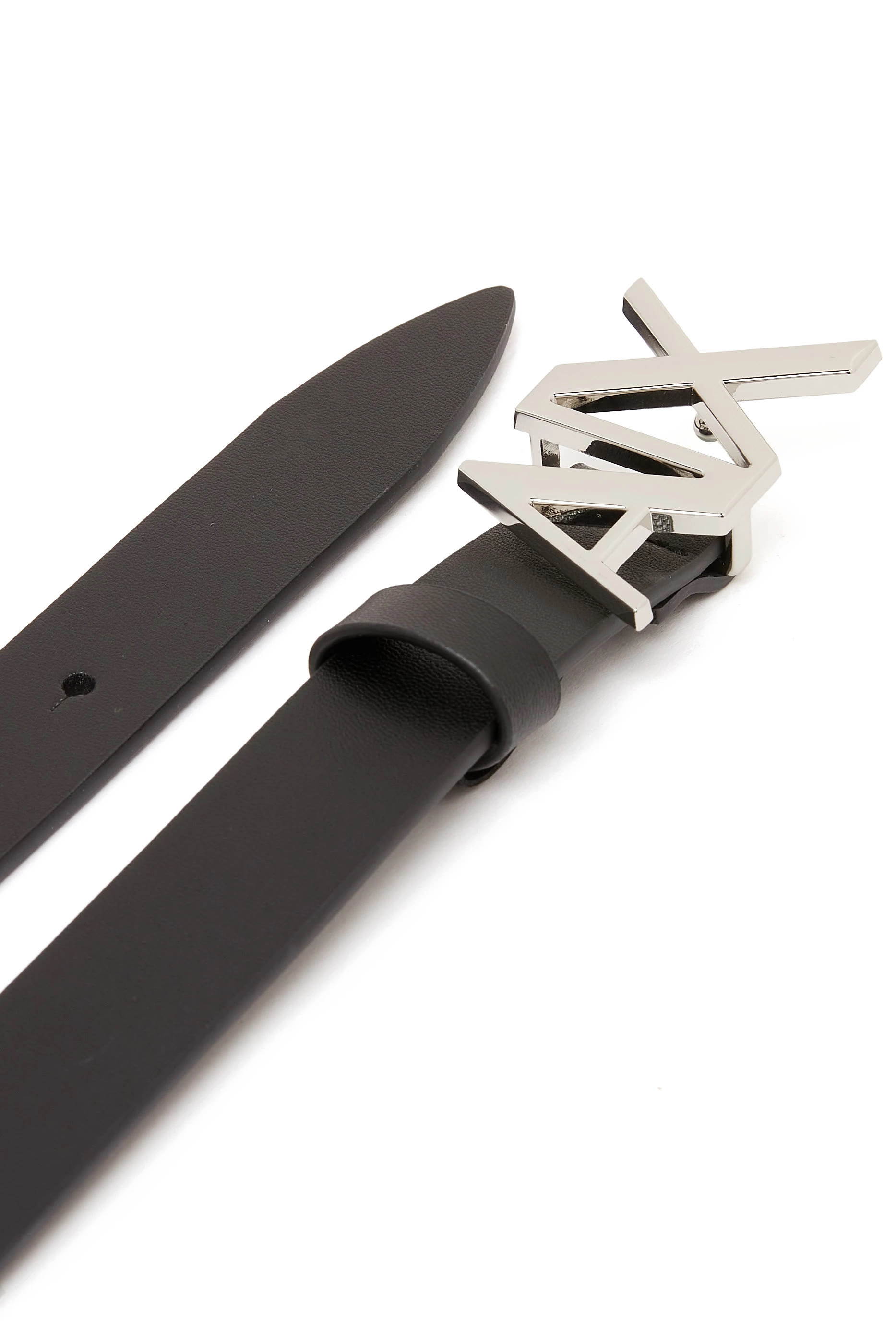 حزام بشعار الماركة