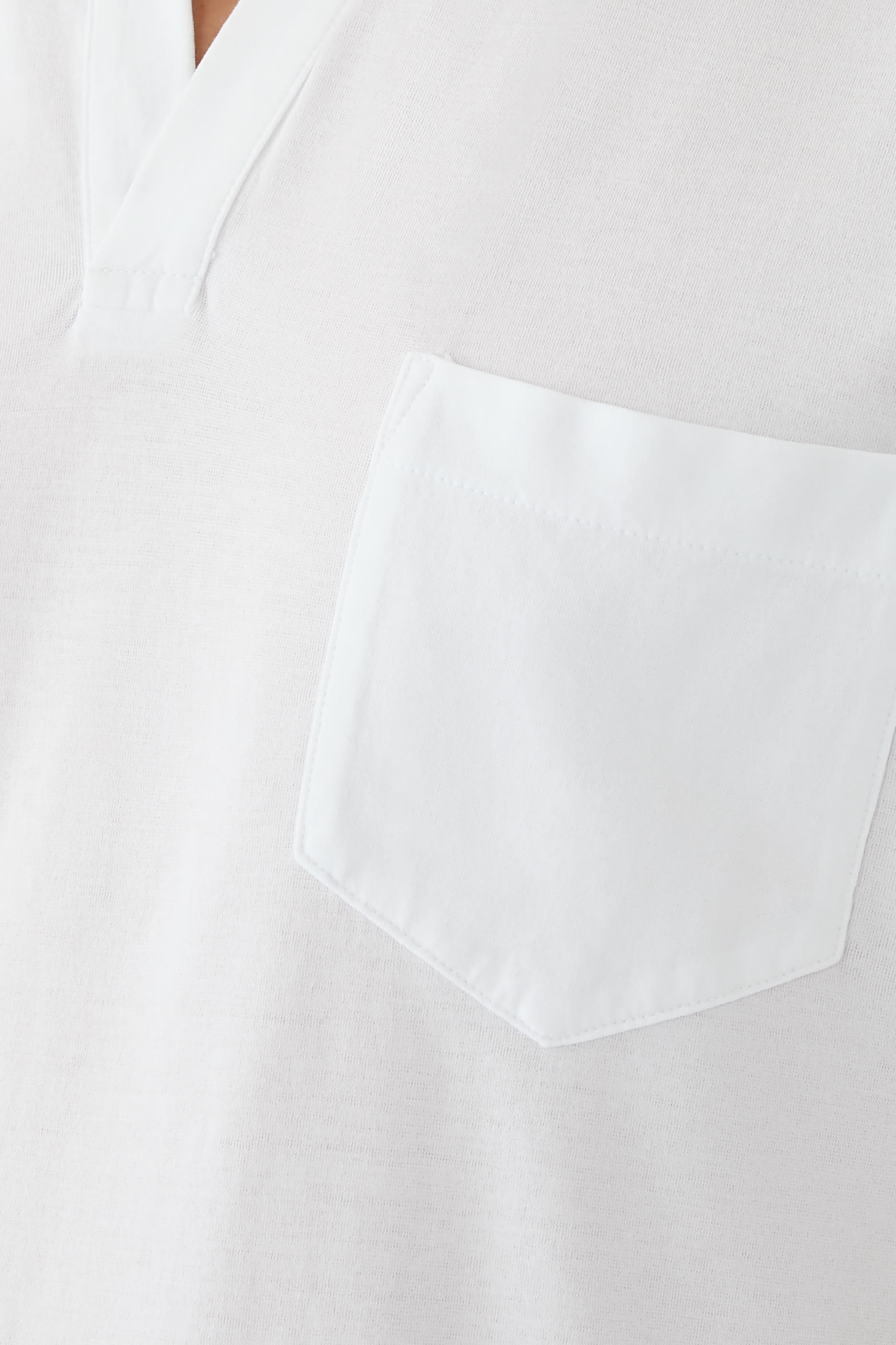 تيشيرت بولو مصبوغ