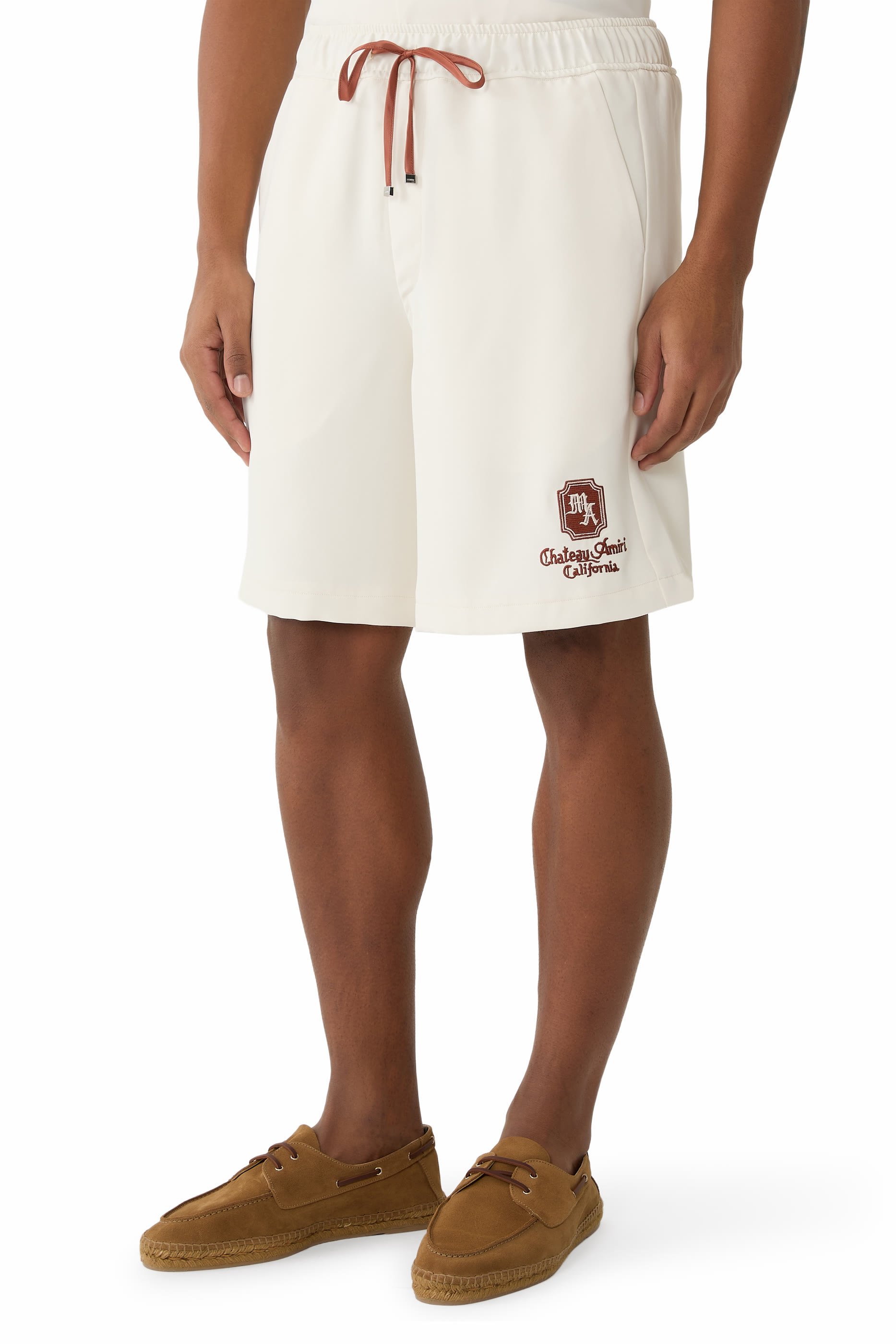 شورت شاتو بشعار الماركة